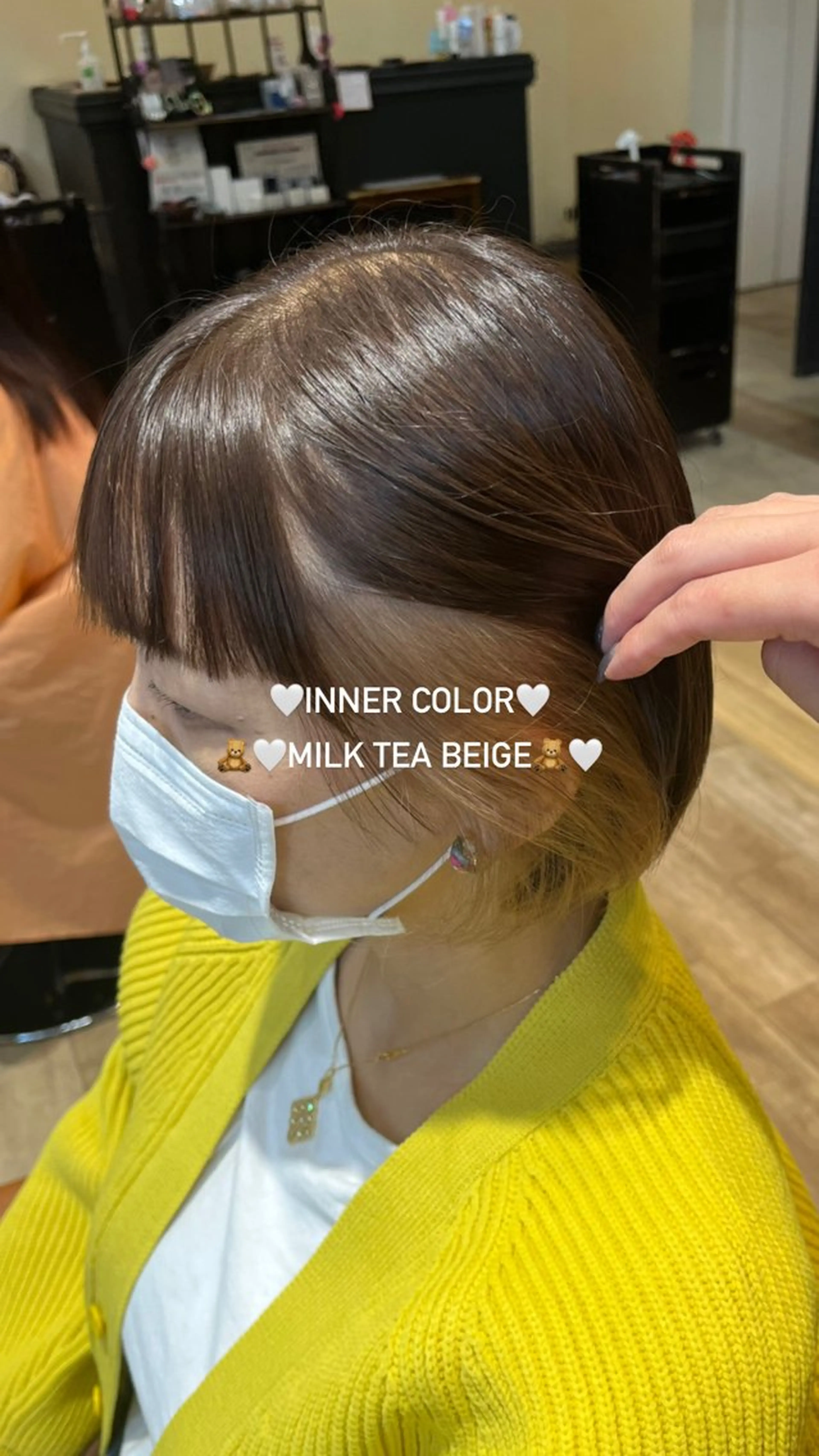 ショート カラー KOKORO 中村 朱里のヘアスタイル