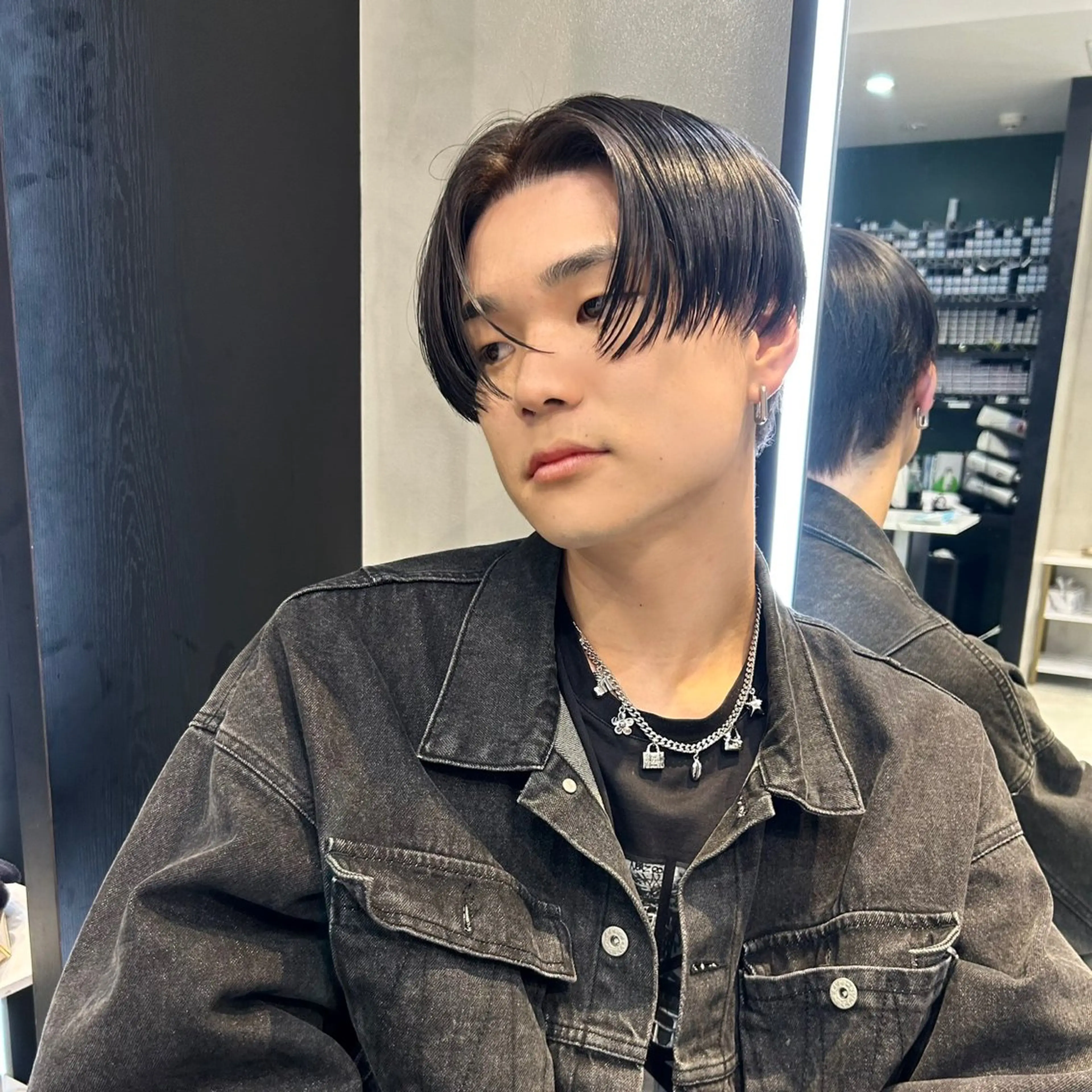 ミディアム メンズ 岡田大志🇰🇷 中/韓メンズヘアのヘアスタイル