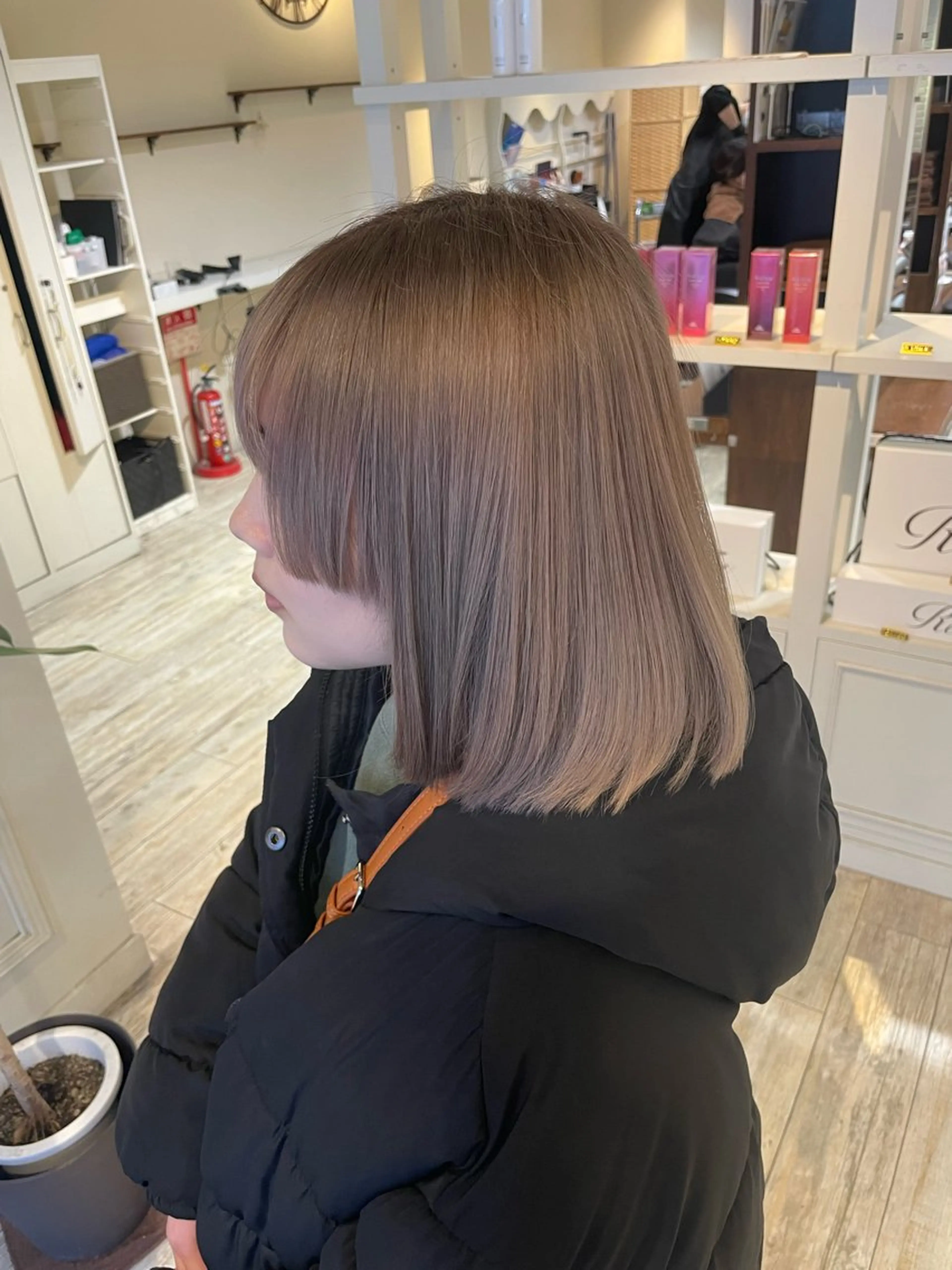 ミディアム 髪質改善 SHEER. 大阪梅田所属・髪質改善/ 梅田中崎町/宮里のヘアスタイル