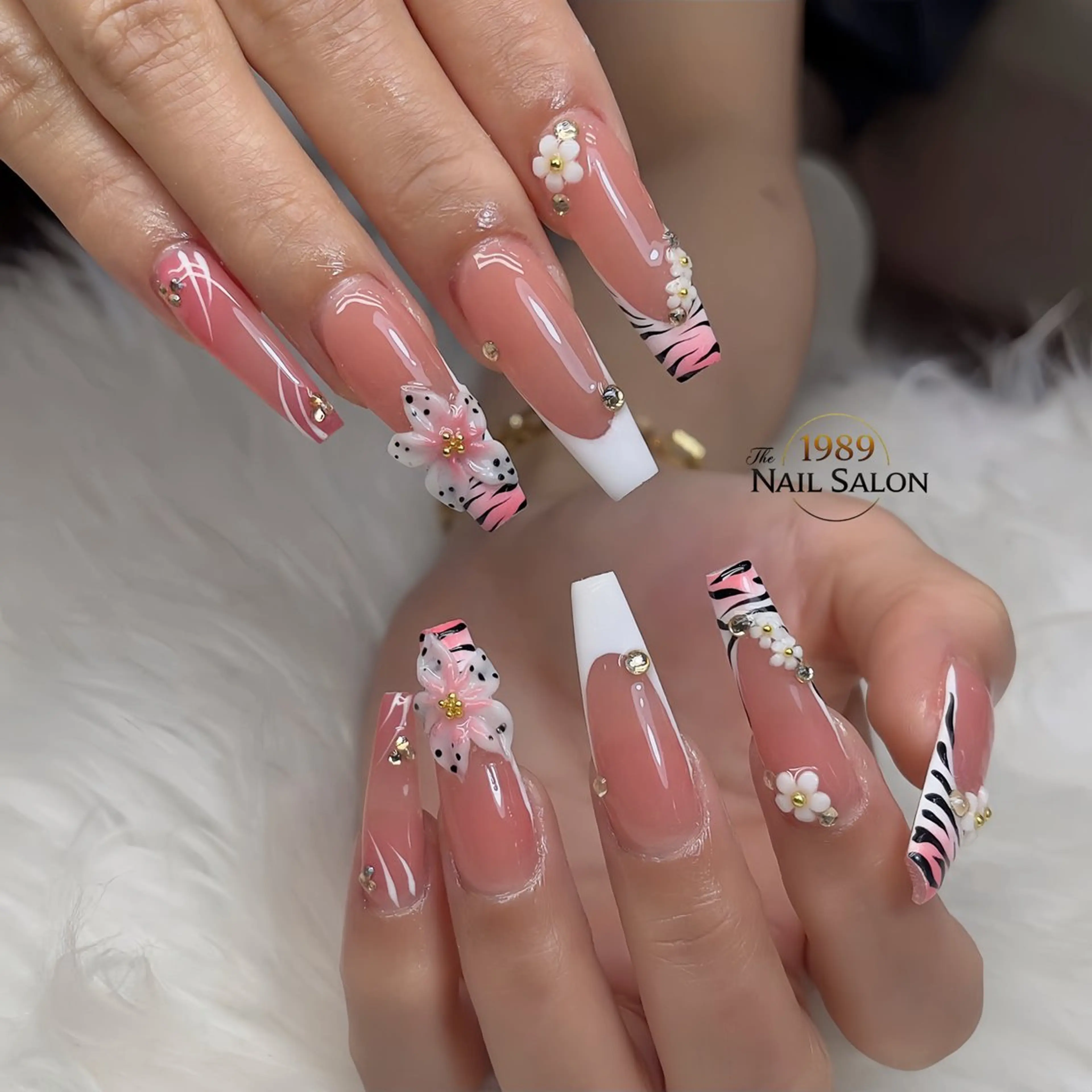 ネイル ハンドネイル The 1989 Nail Salonのネイルデザイン