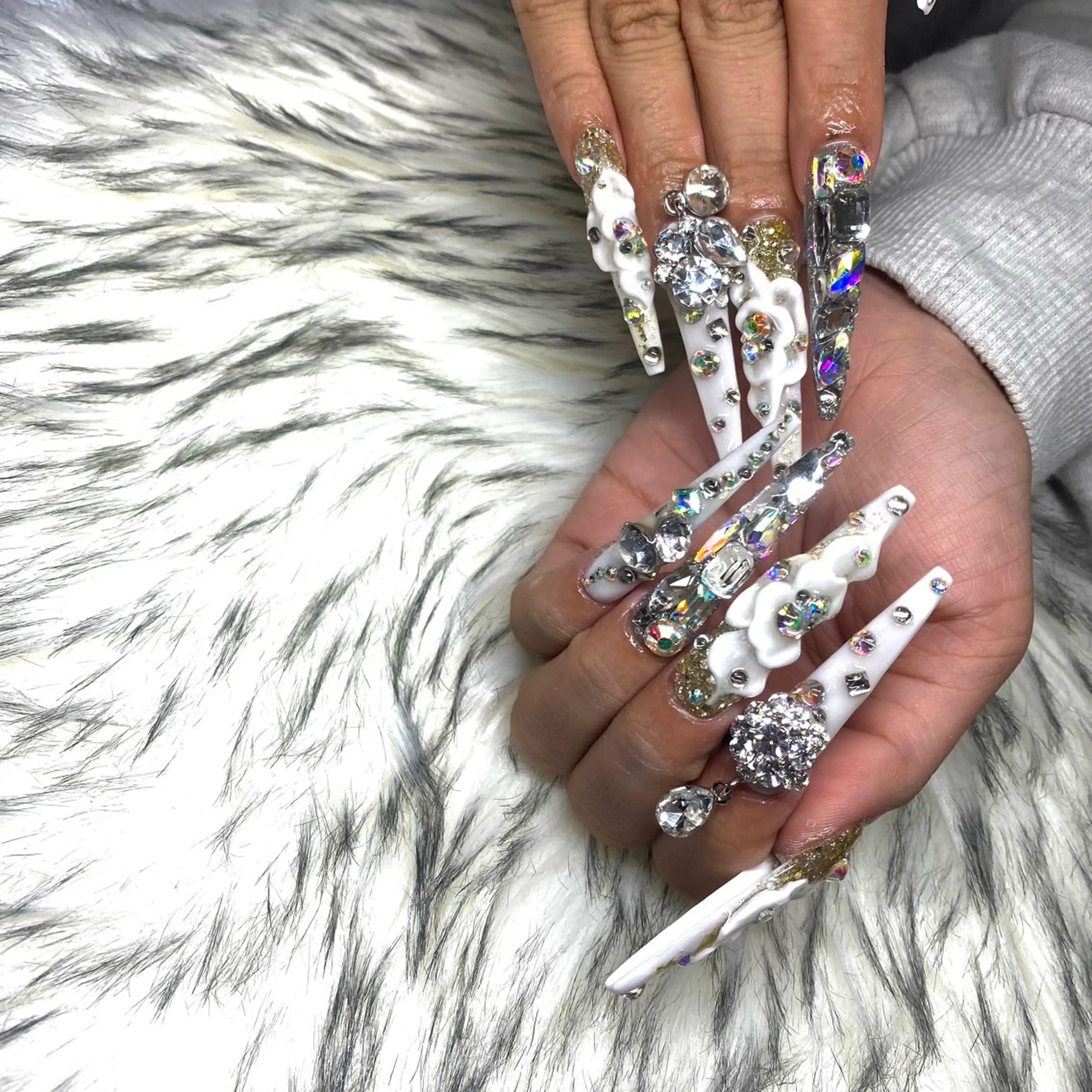 ネイル ハンドネイル la vie  Luire所属・la vie Luire ｱｽｶのネイルデザイン