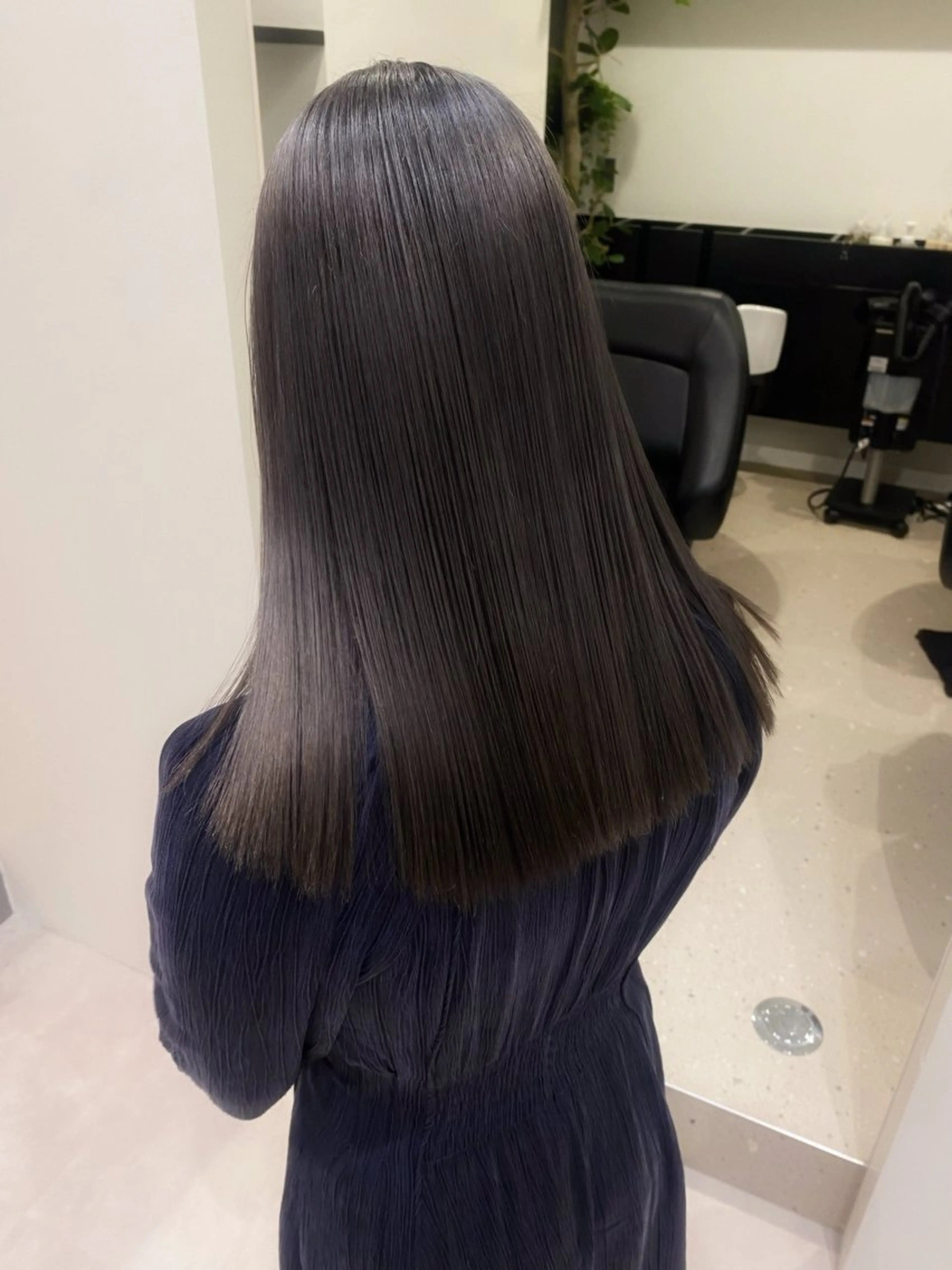 セミロング 💛🤍U too e’s 鎌倉🧸のヘアスタイル