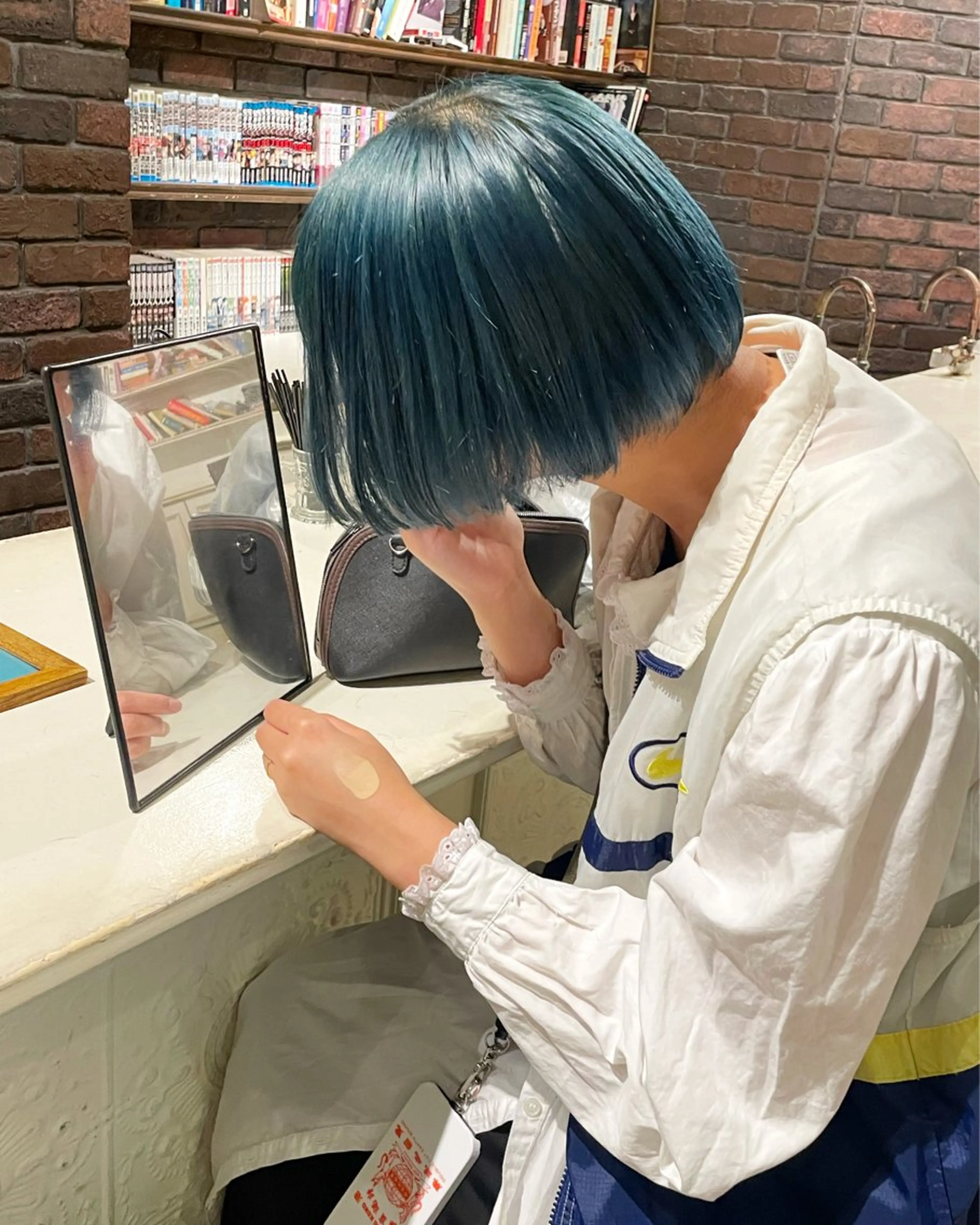 ショート カラー RUKA 美容院×ネイリストのヘアスタイル