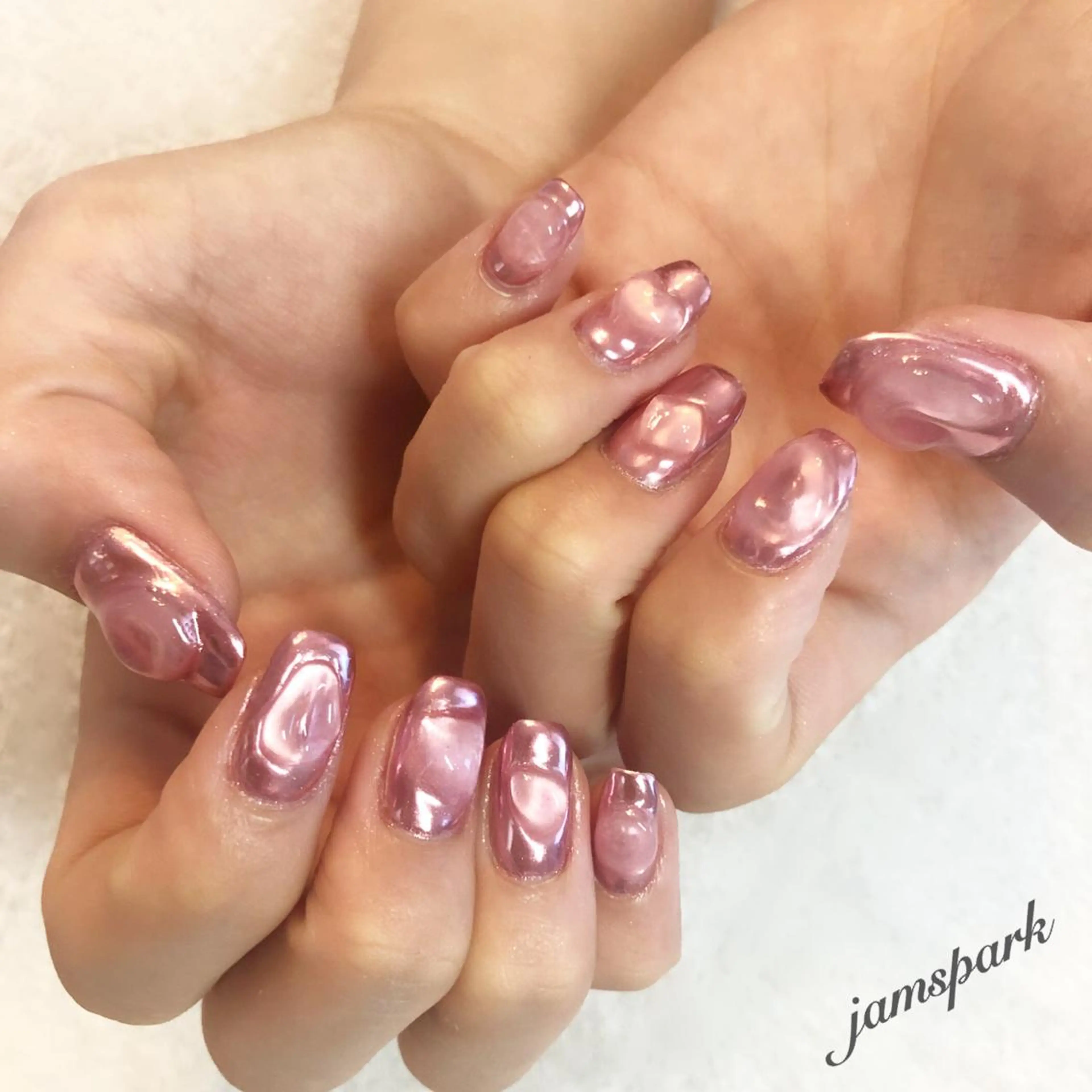 ネイル ミラーネイル ピンク ハンドネイル jamspark ✨のネイルデザイン