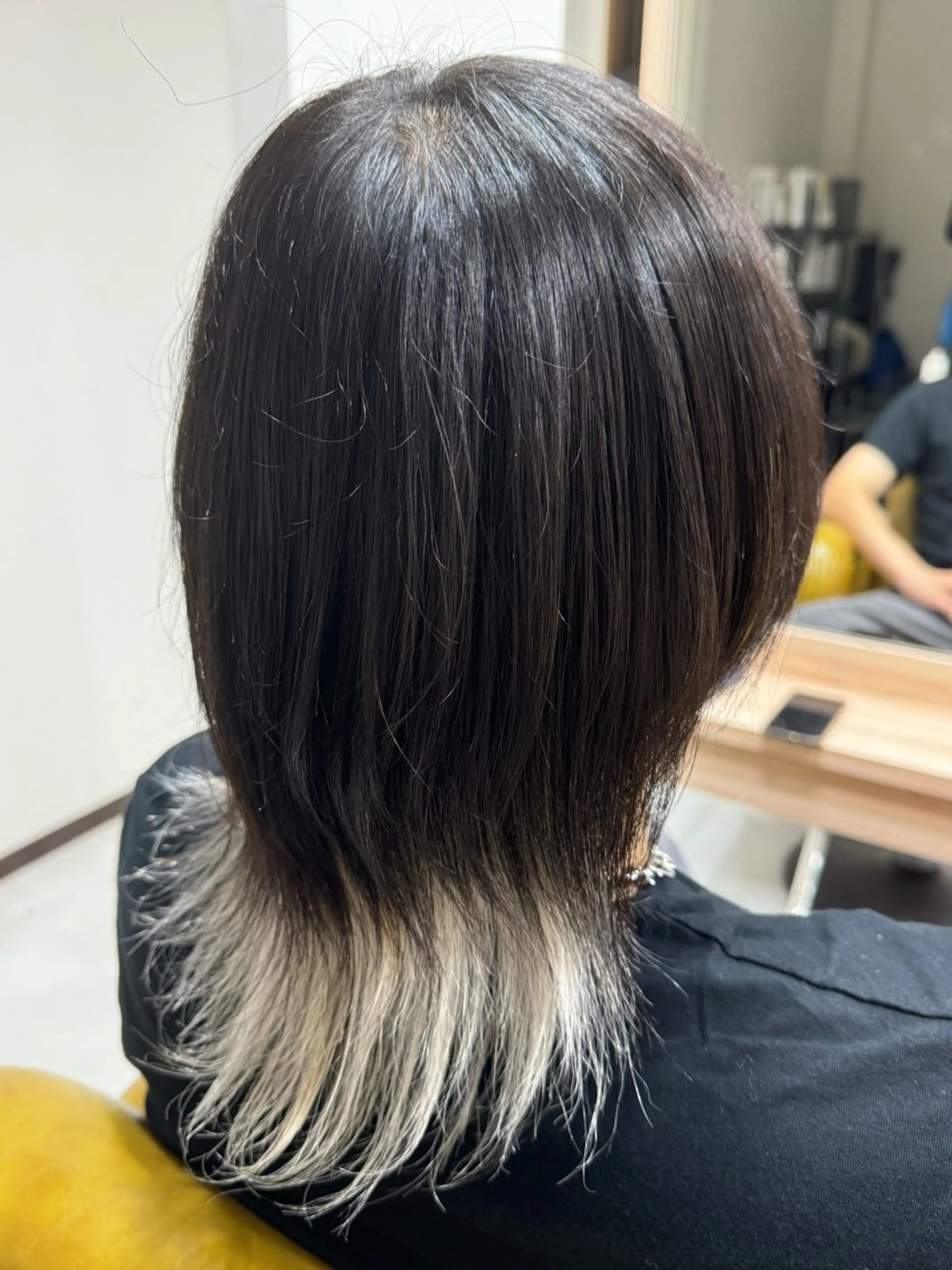 ミディアム カラー 大内 カオリのヘアスタイル