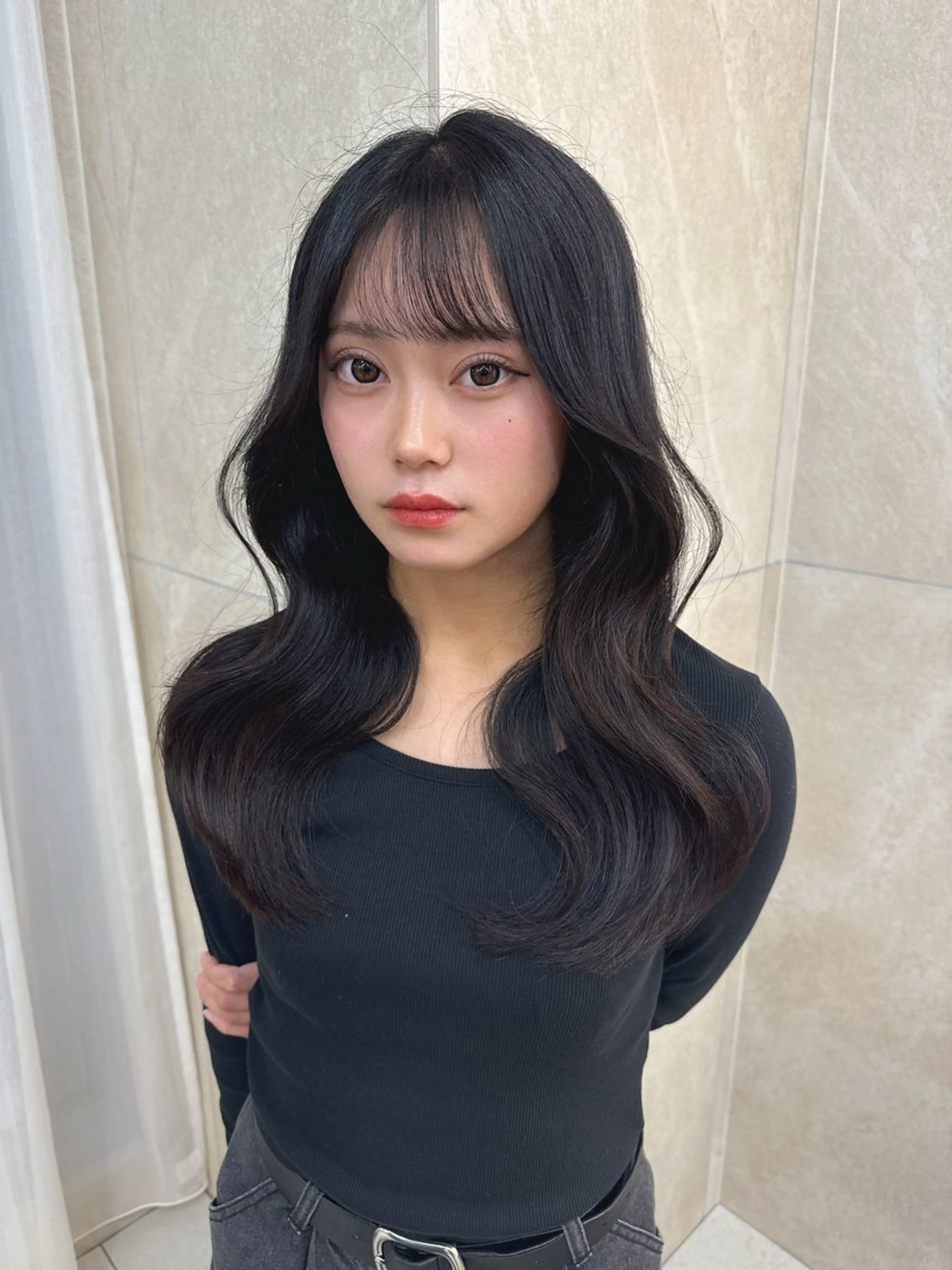 ロング 澤本 留依のヘアスタイル