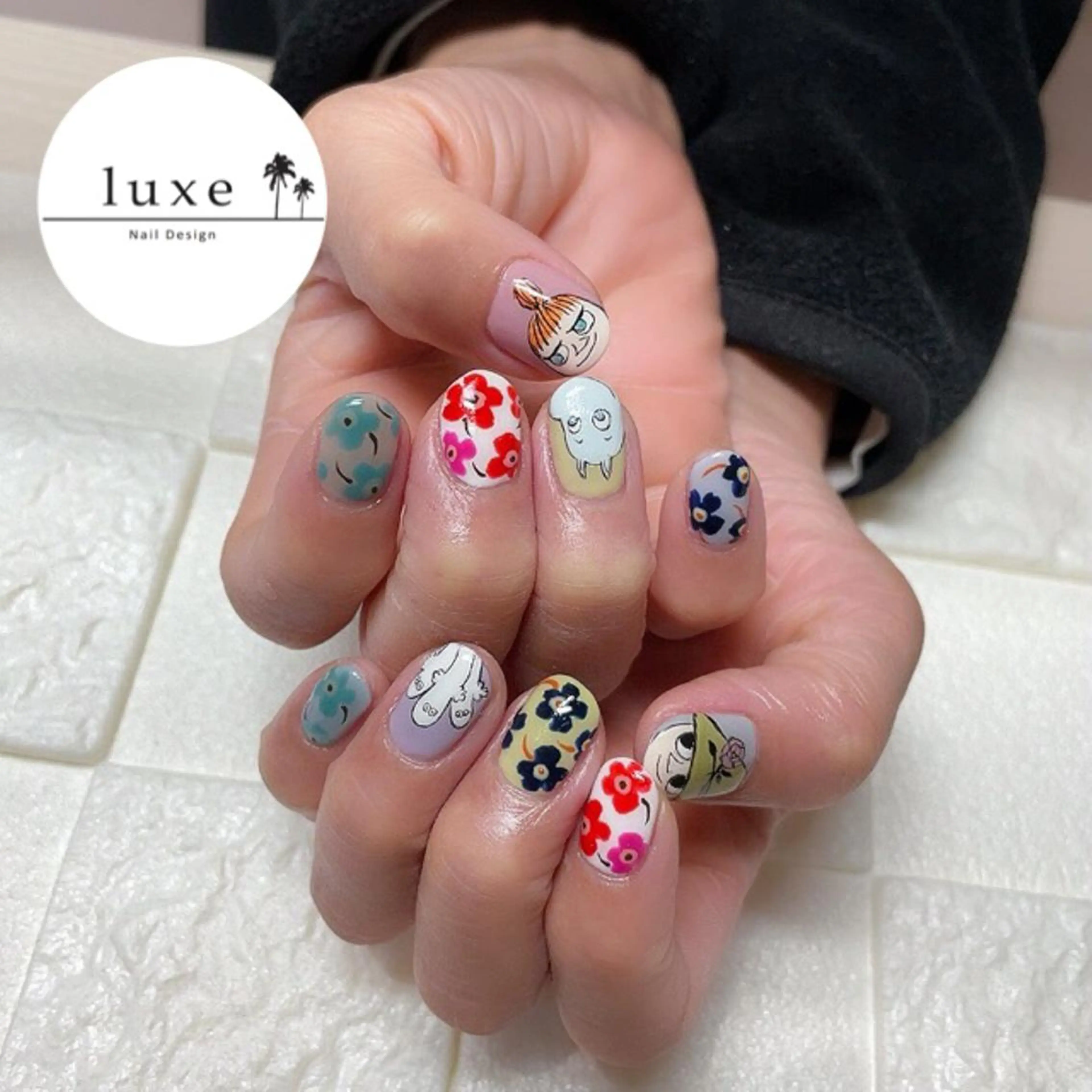 ネイル ハンドネイル luxe NailDesignのネイルデザイン