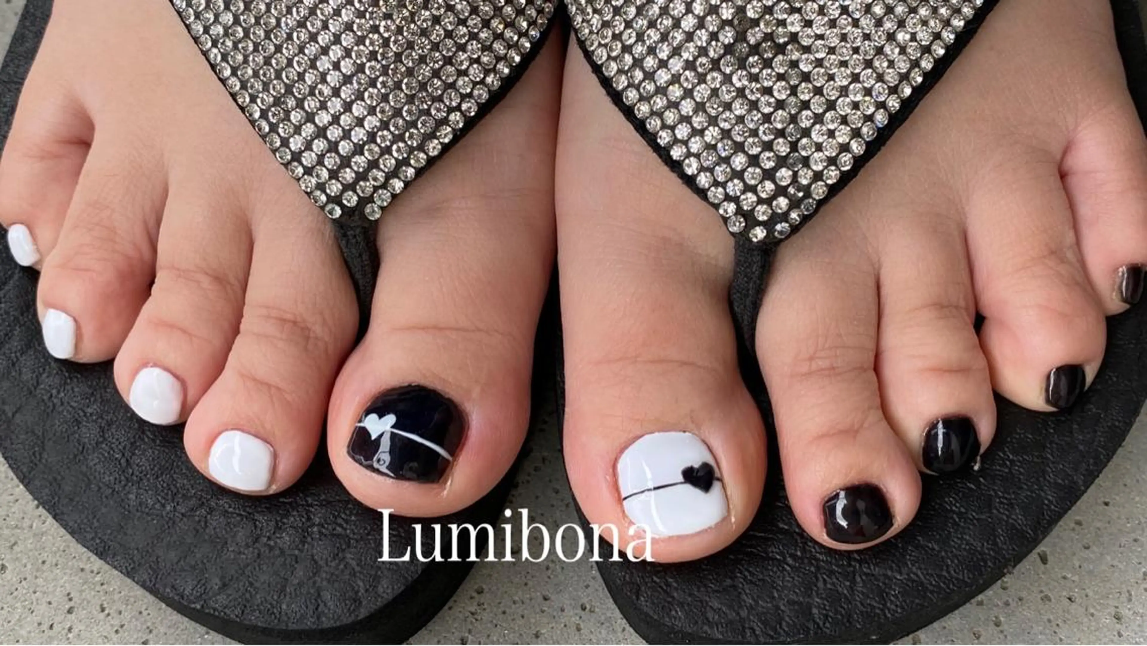 ネイル フットネイル ジェルネイル Lumibona ピールオフ専門店のネイルデザイン