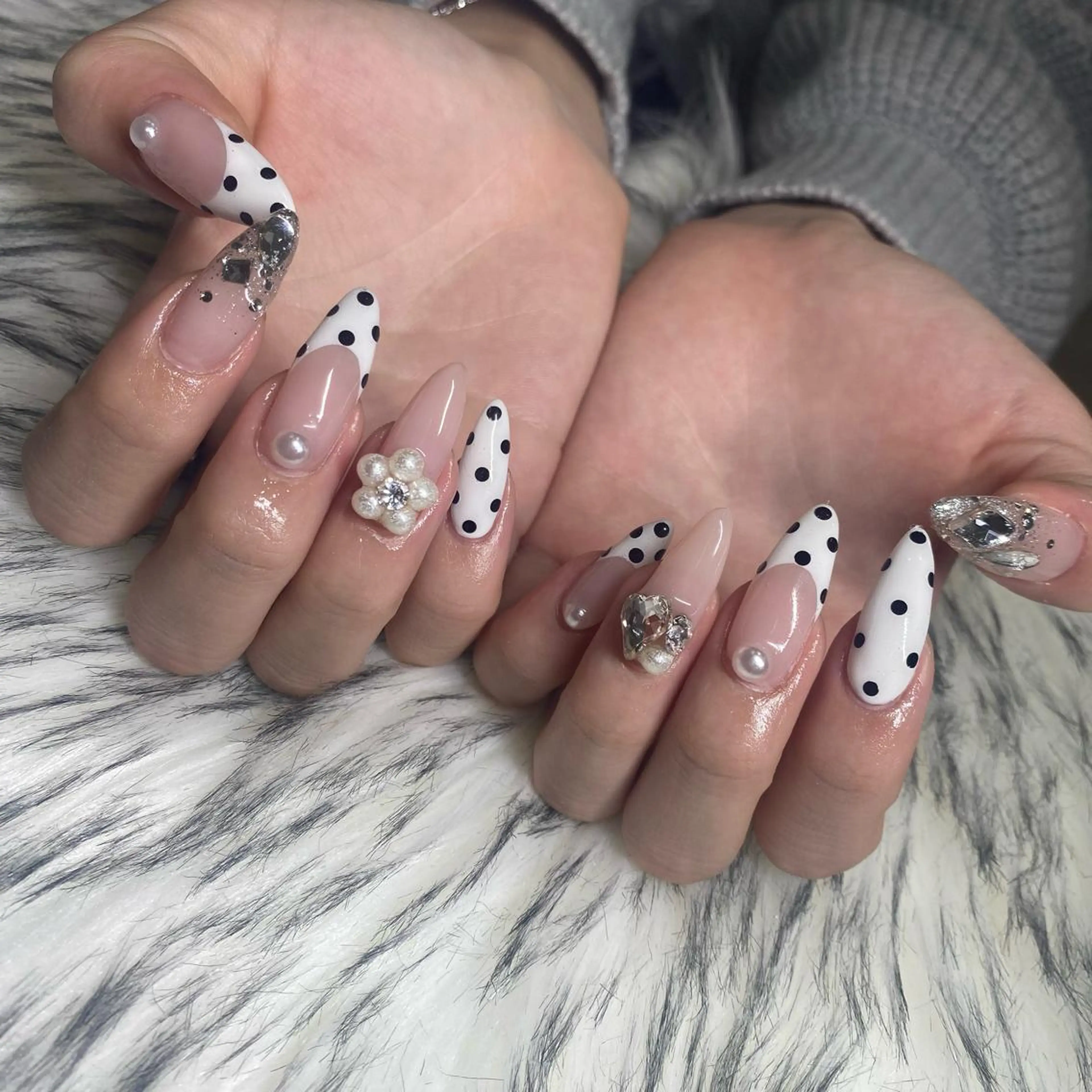 ネイル ハンドネイル la vie  Luire所属・la vie Luire ｱｽｶのネイルデザイン