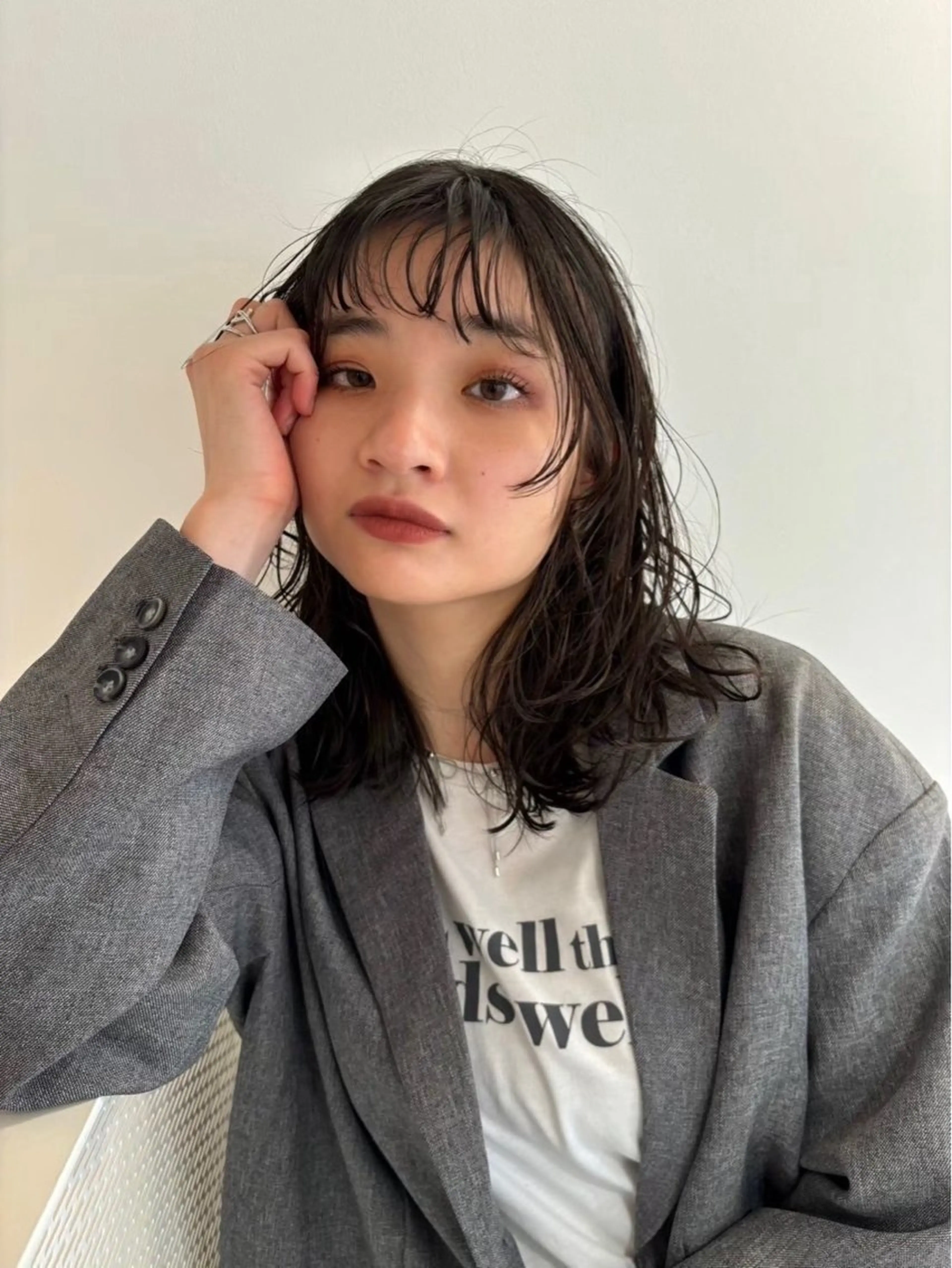 ミディアム パーマ 垣内 奈緒のヘアスタイル