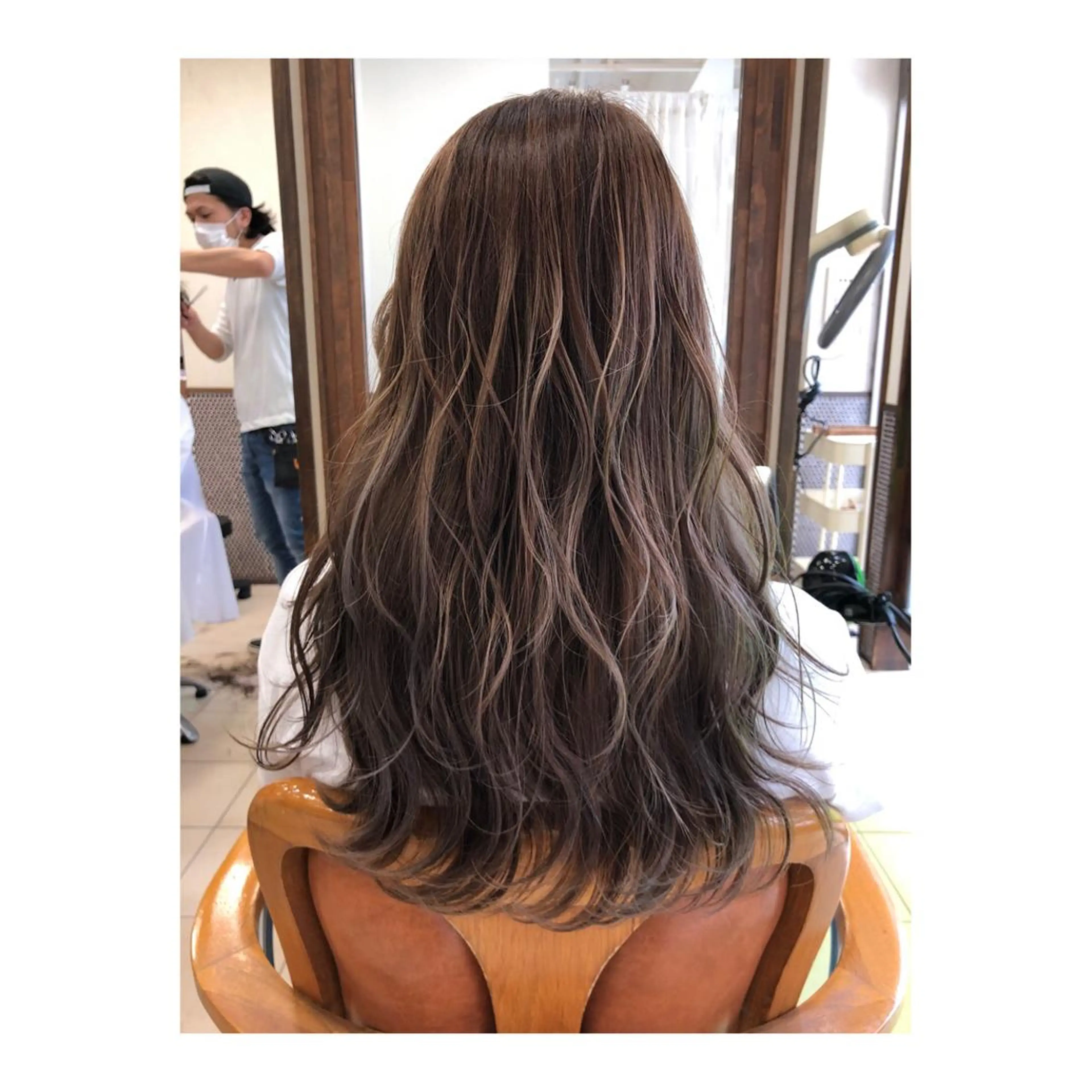 ロング カラー メンズ メンズハイライト ハイライトカラー 外国人風カラー ハイライト ロング 白髪ぼかし脱白髪染め 大塚綾のヘアスタイル