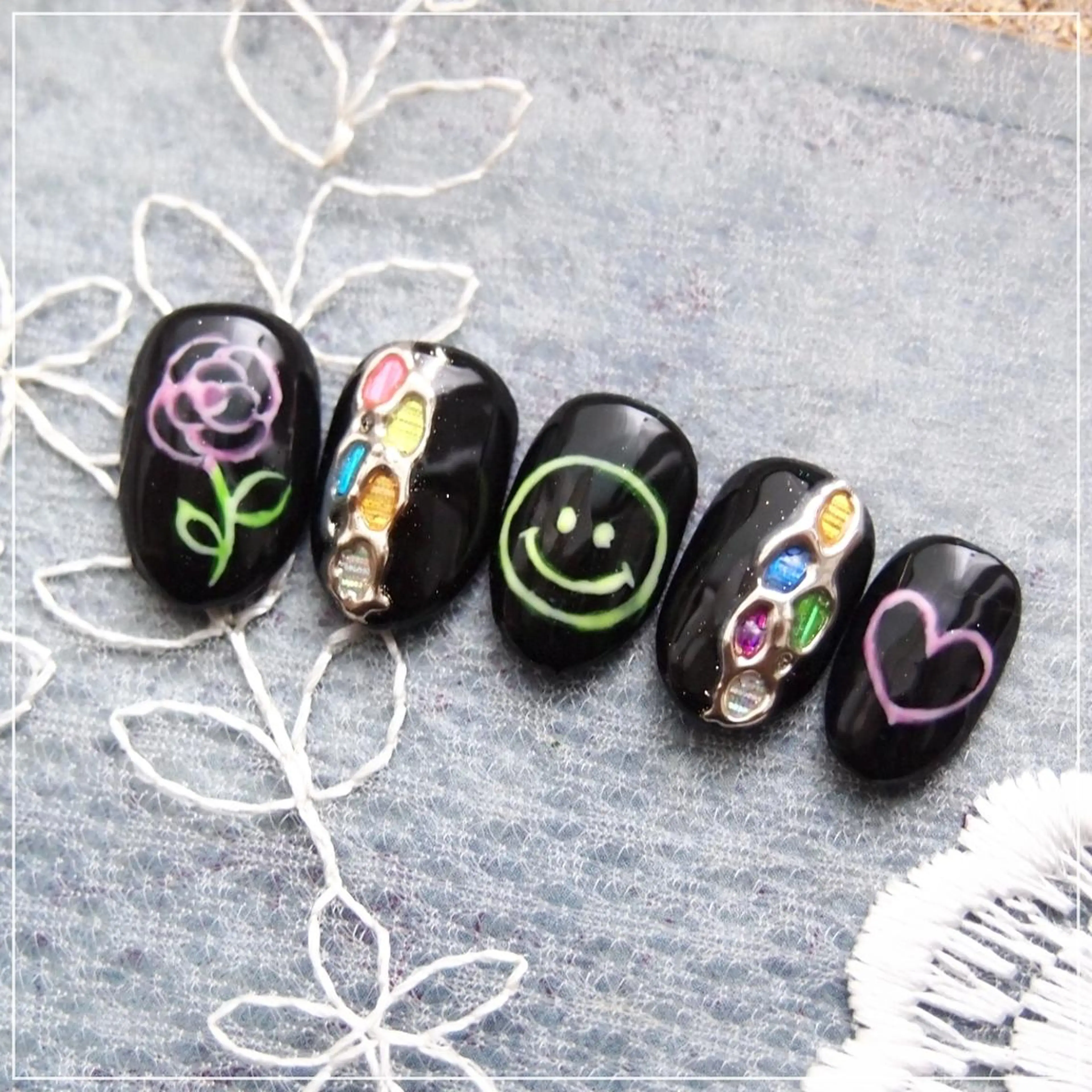 ネイル ハンドネイル 山田 麻衣のネイルデザイン