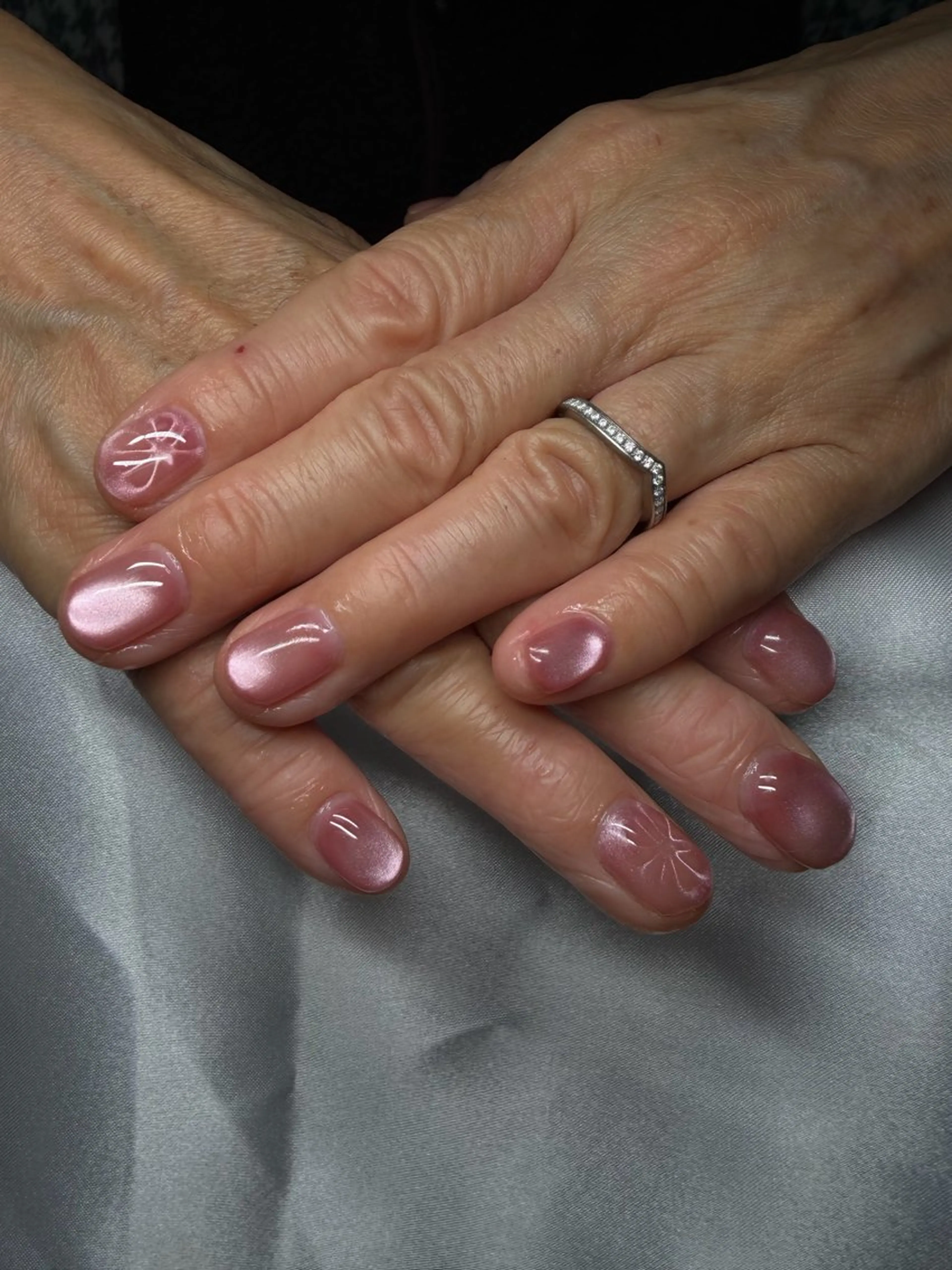 ネイル Tinails所属・Tinails (ティナネイル)のネイルデザイン