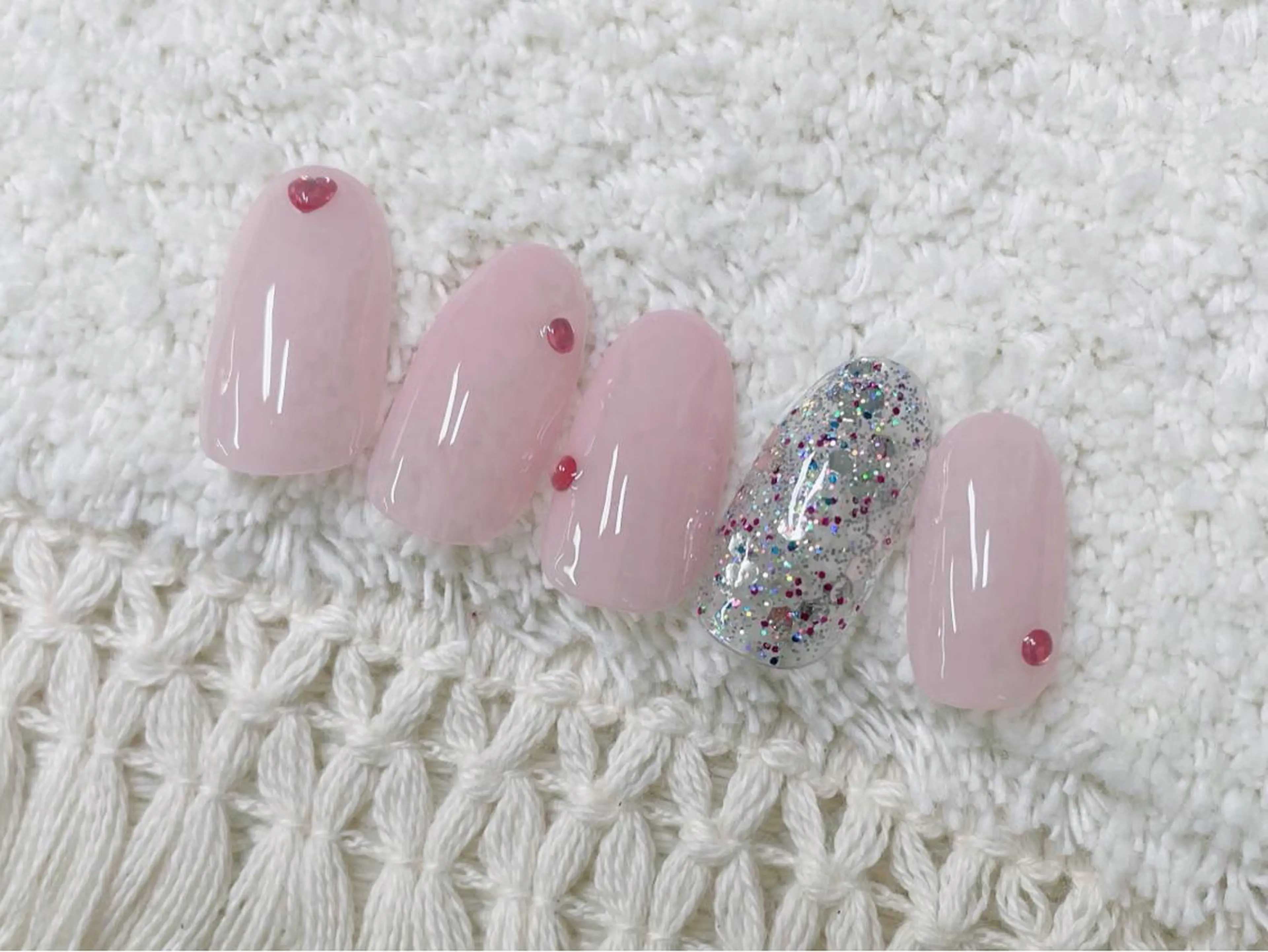 ネイル ハンドネイル ネイルPetit Ribbonのネイルデザイン