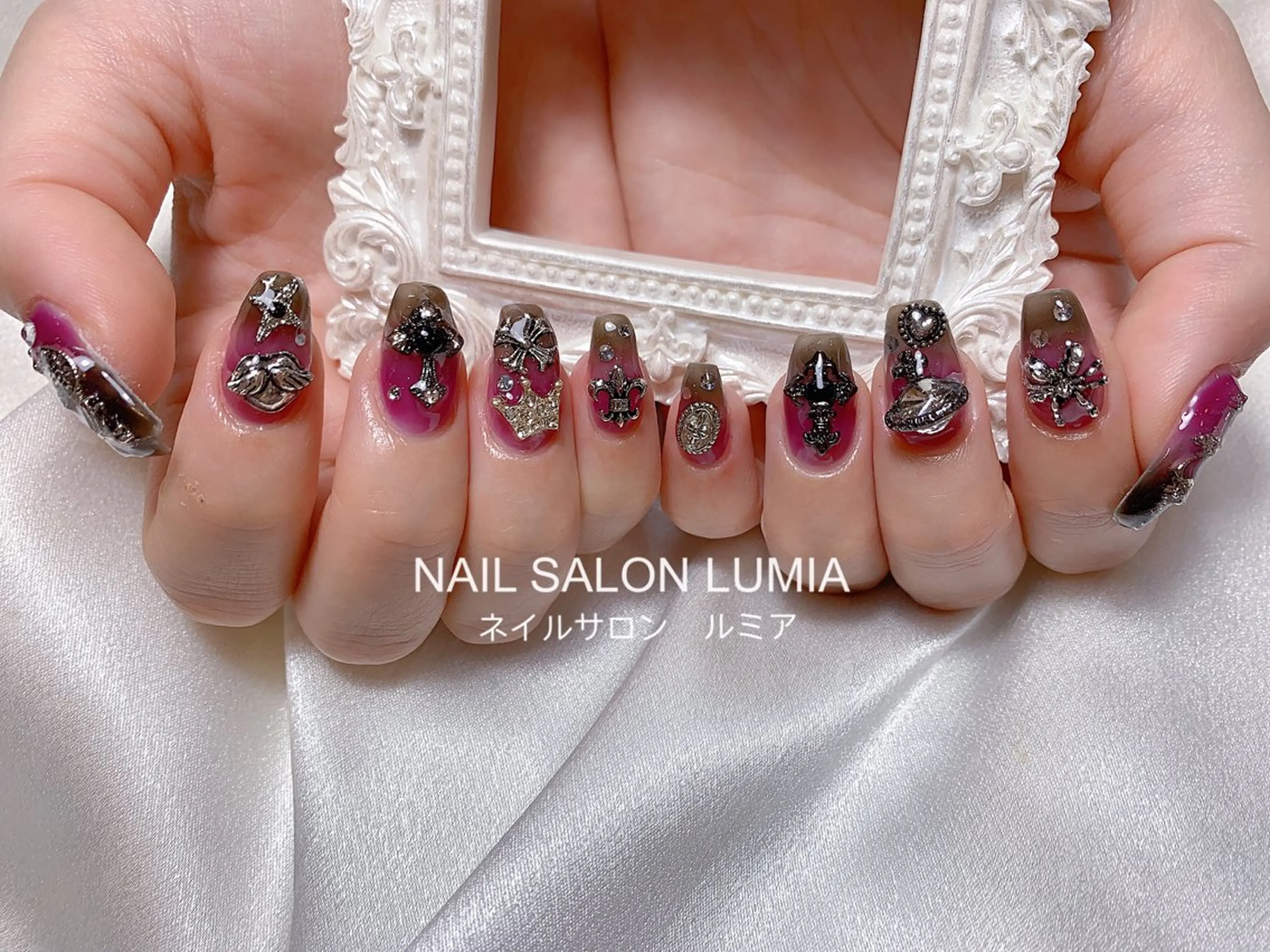 ネイル ハンドネイル ネイルサロン ルミア Lumia 店長のネイルデザイン