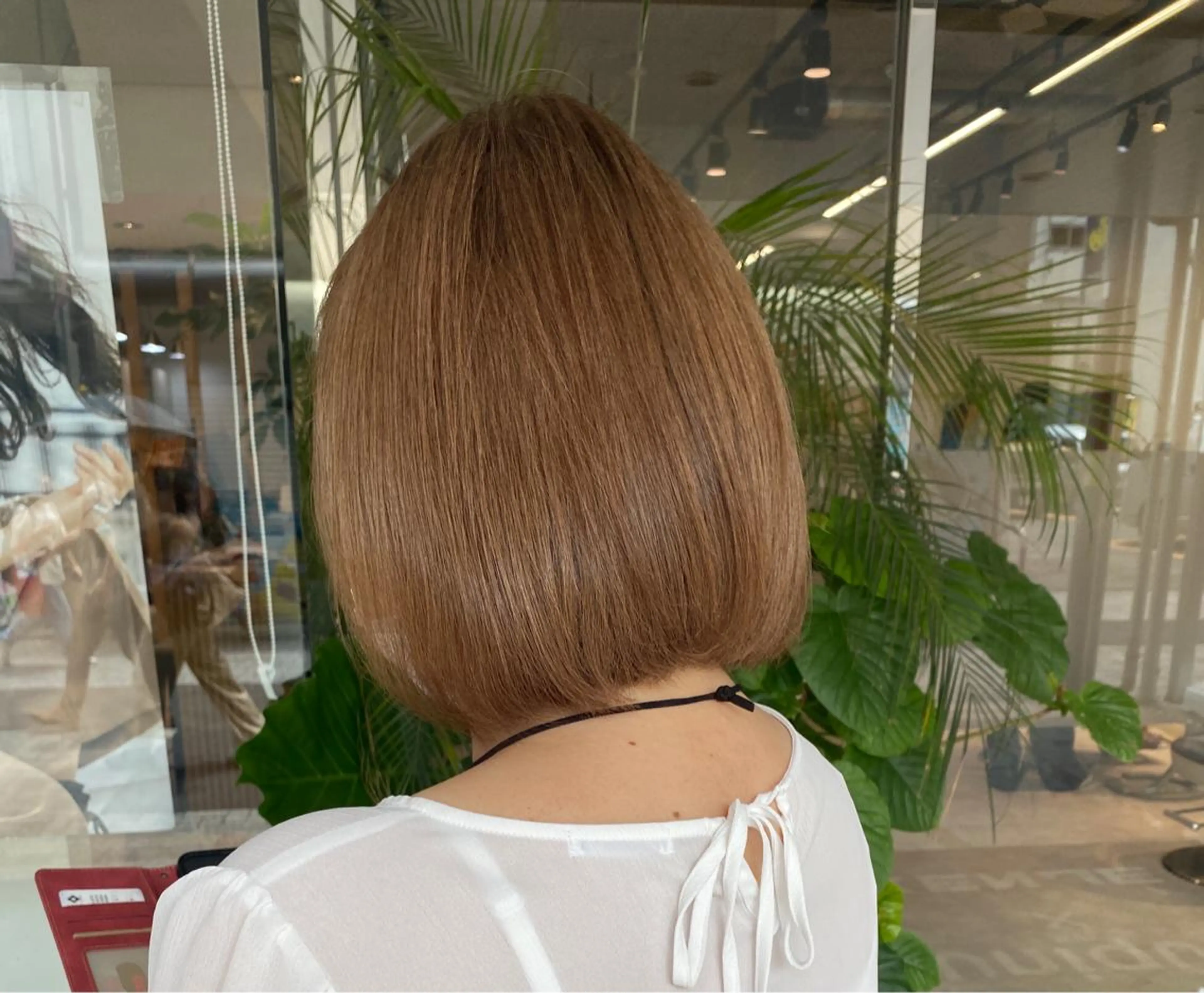 ミディアム カラー ベージュカラー ミルクティーベージュ THE ESCALA 町田所属・町田縮毛矯正/ 髪質改善/美髪特化のヘアスタイル