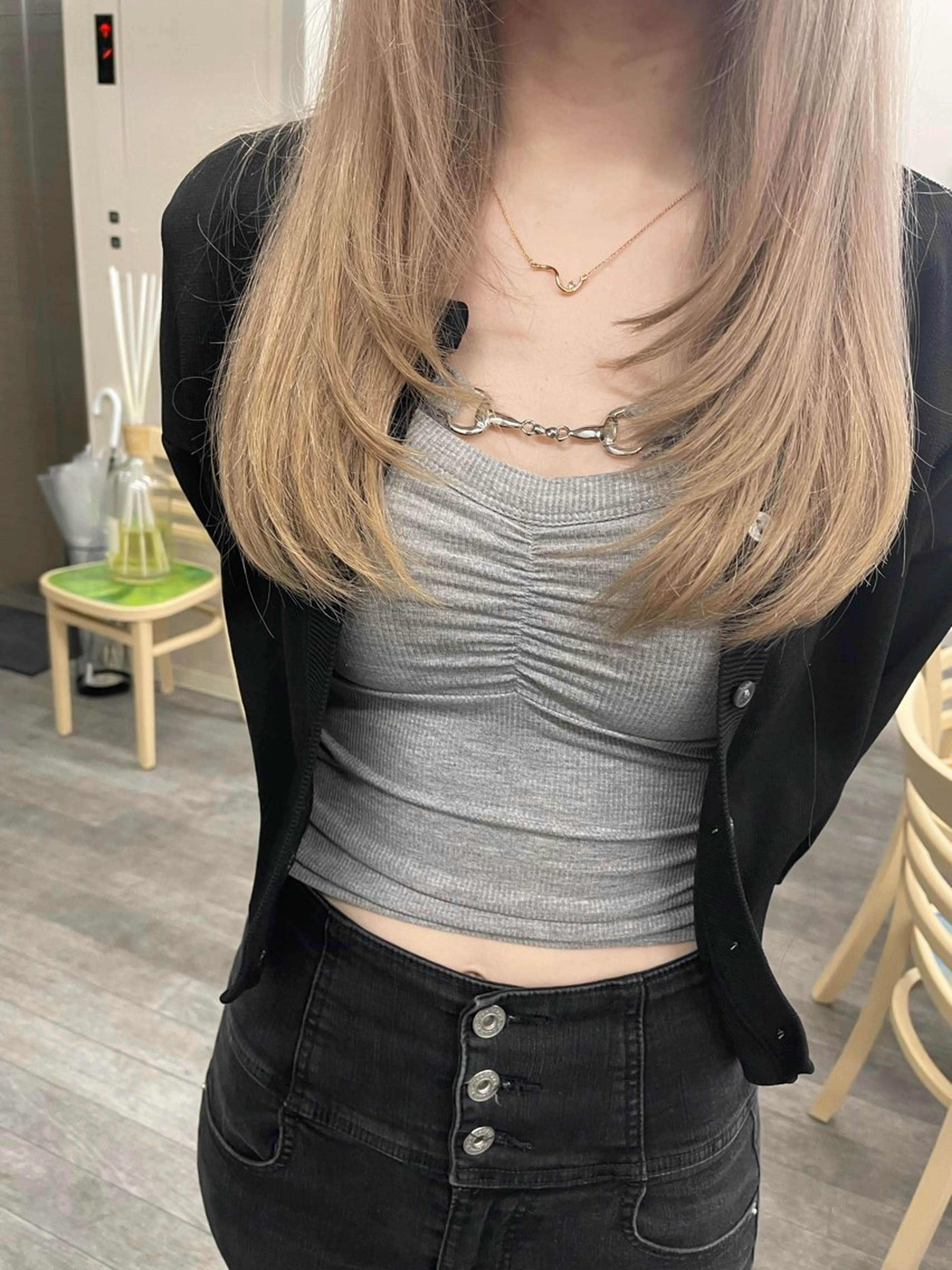 セミロング レイヤーカット 韓国 / レイヤー / REINAのヘアスタイル