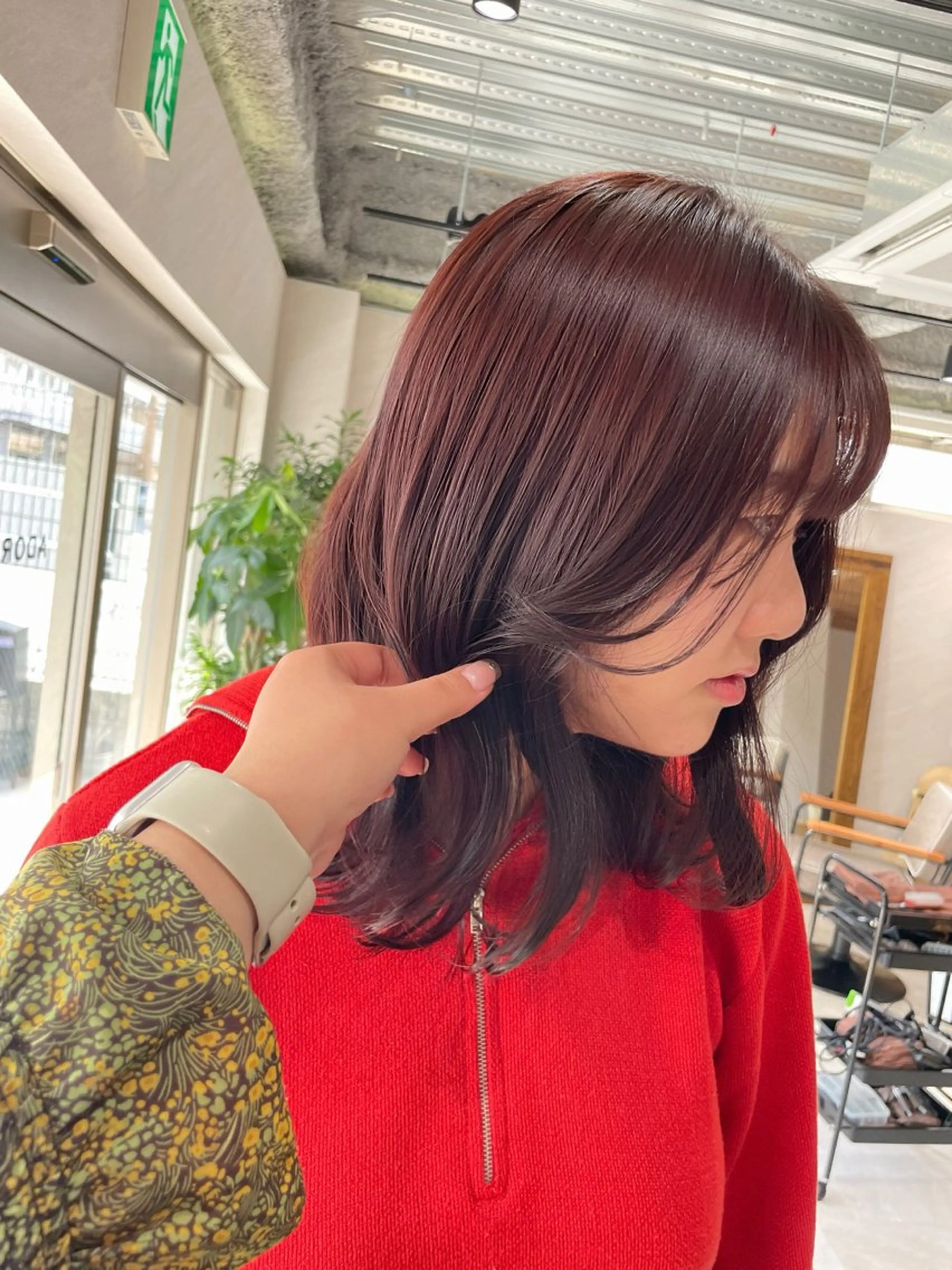 セミロング カラー ブラウンカラー ピンクカラー ピンクブラウン ヘアカラー トリートメント 🍐透明感カラー🍐 レイヤーカットのヘアスタイル