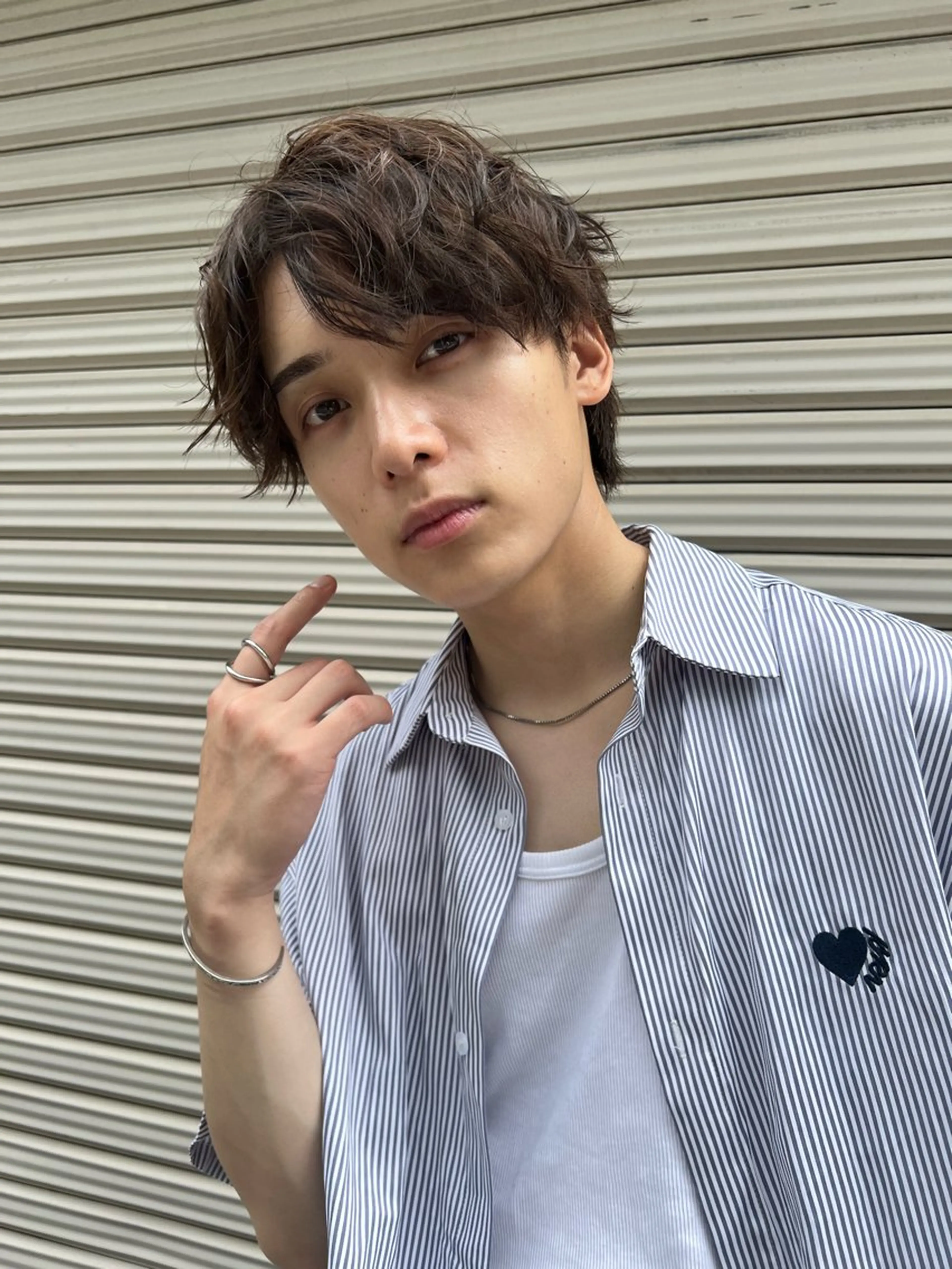 ミディアム メンズ 與座 小遥のヘアスタイル