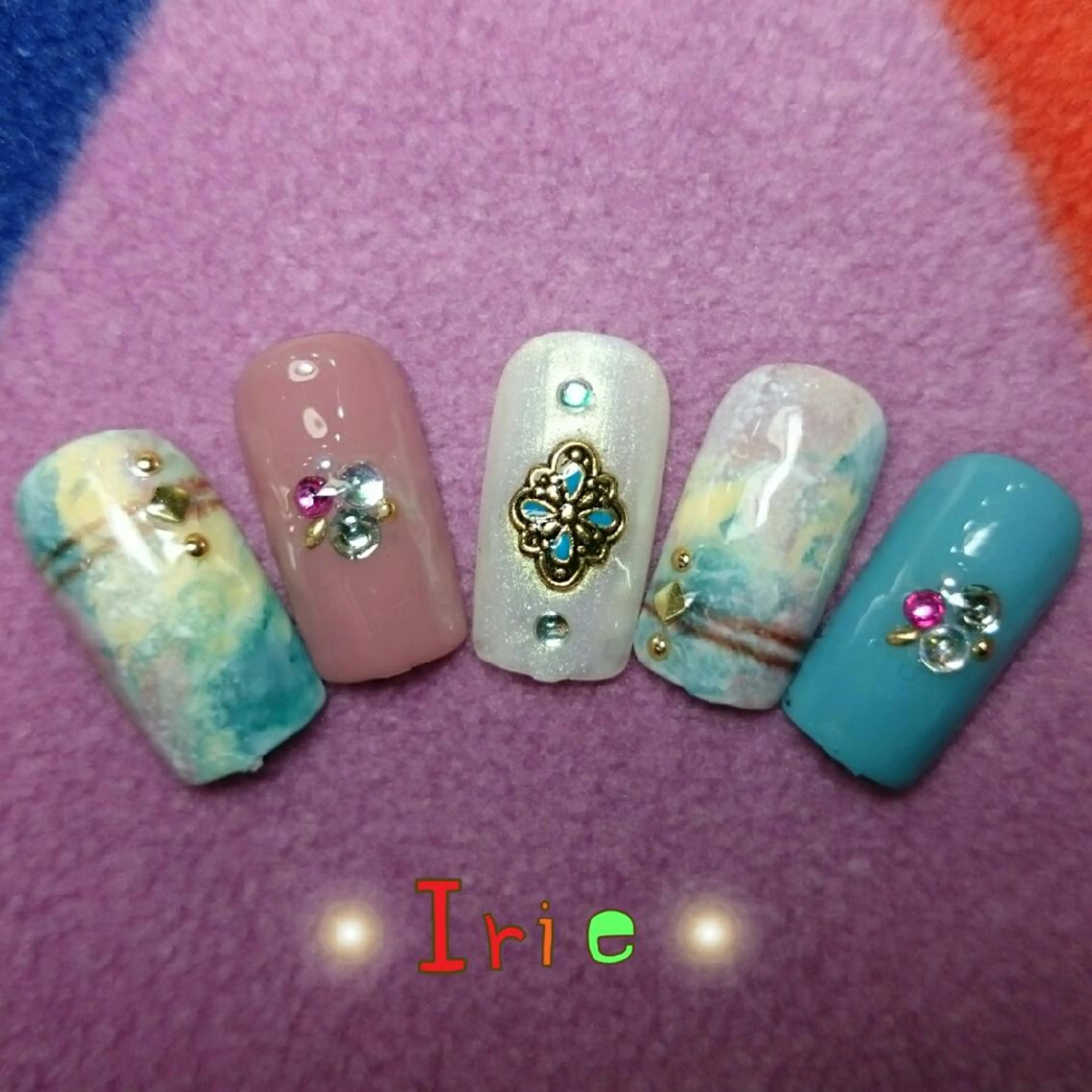 カラー パーマ ヘアアレンジ メンズ キッズ ネイル Hair salon Irie所属・與儀 知佳のネイルデザイン