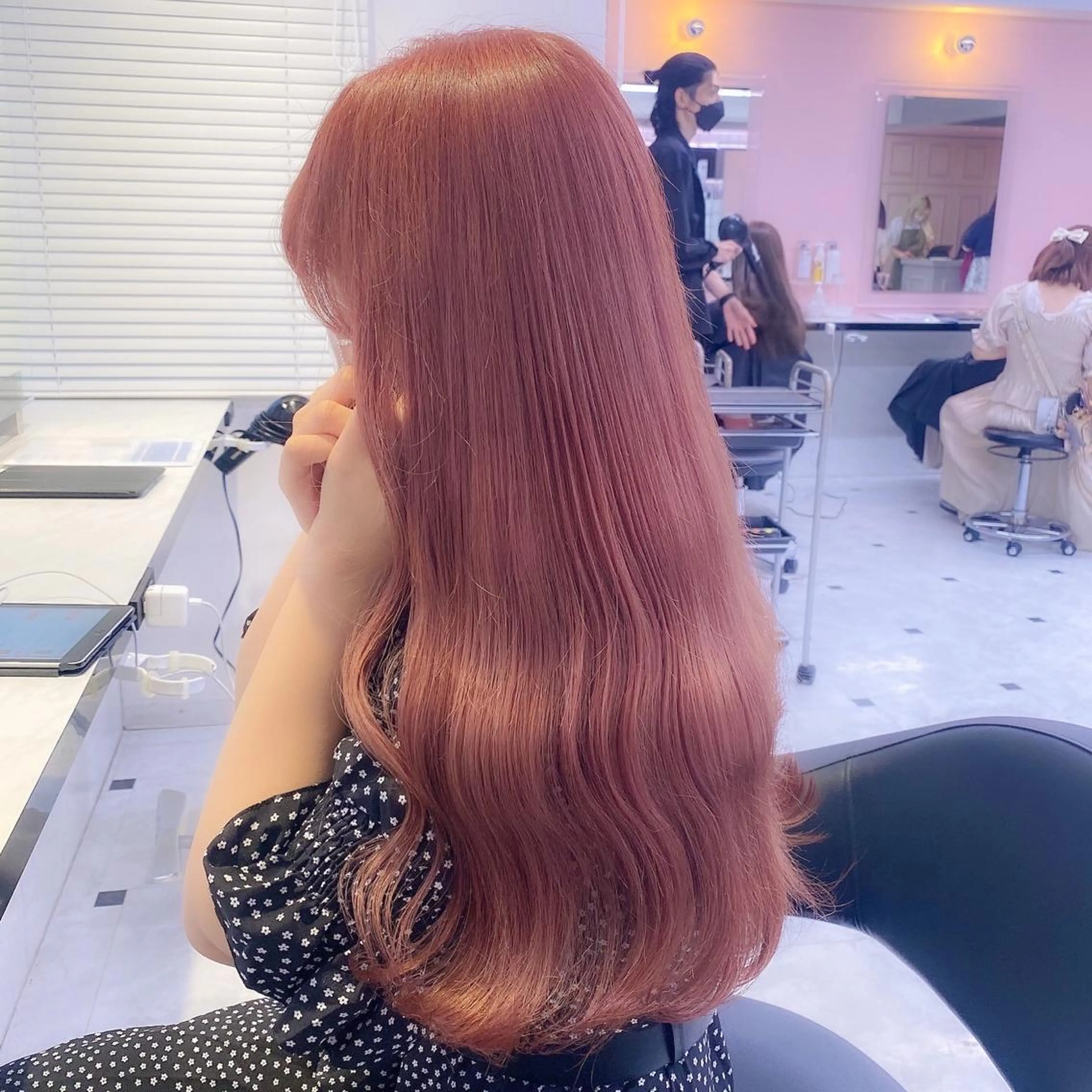 ロング カラー ベージュカラー ピンクカラー ピンクベージュ ヘアカラー トリートメント ヘッドスパ ヘアセット 透明感/艶髪/💖 トレンドスタイル💖のヘアスタイル