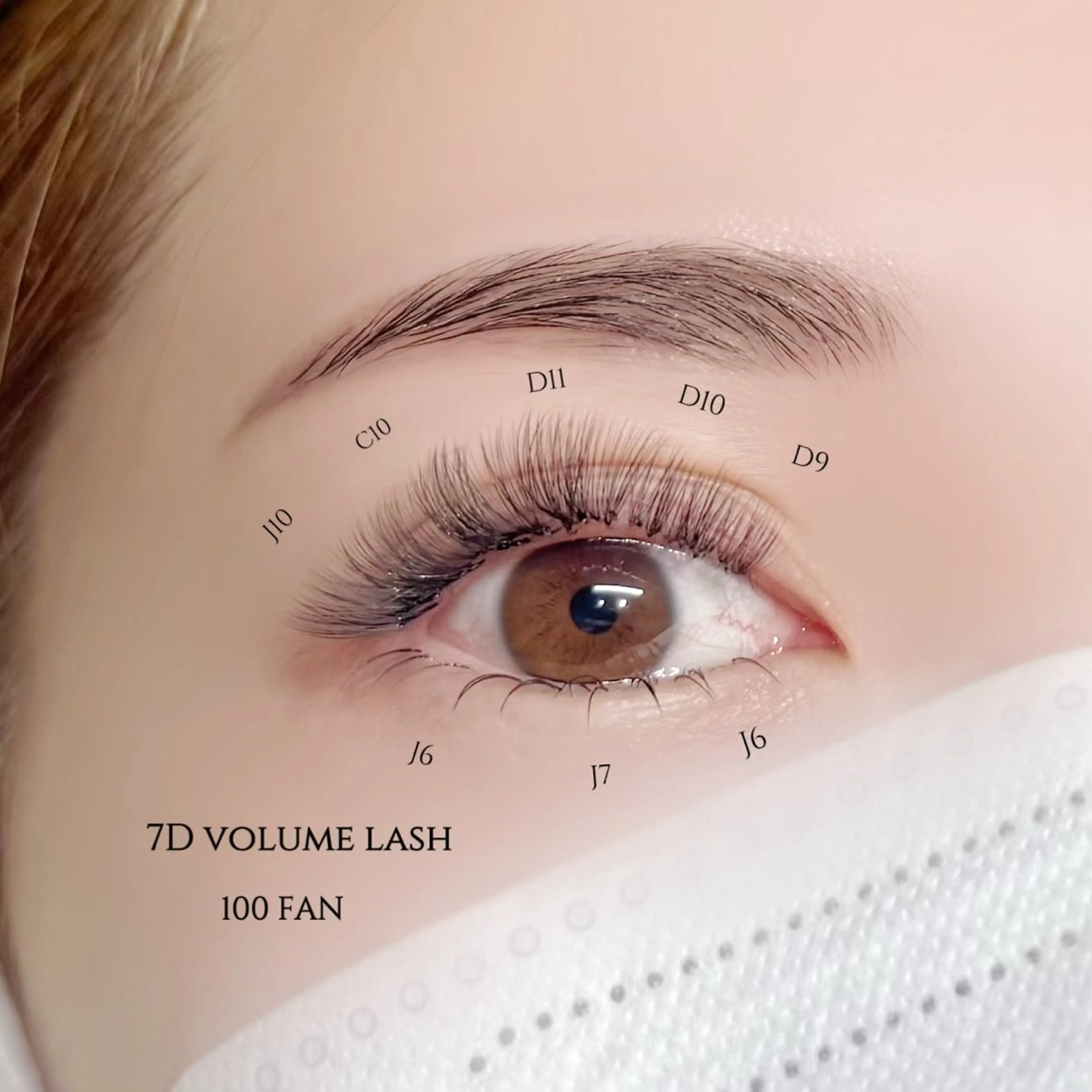 【LED】メガボリュームラッシュ100束（アイシャンプー付き！）の写真