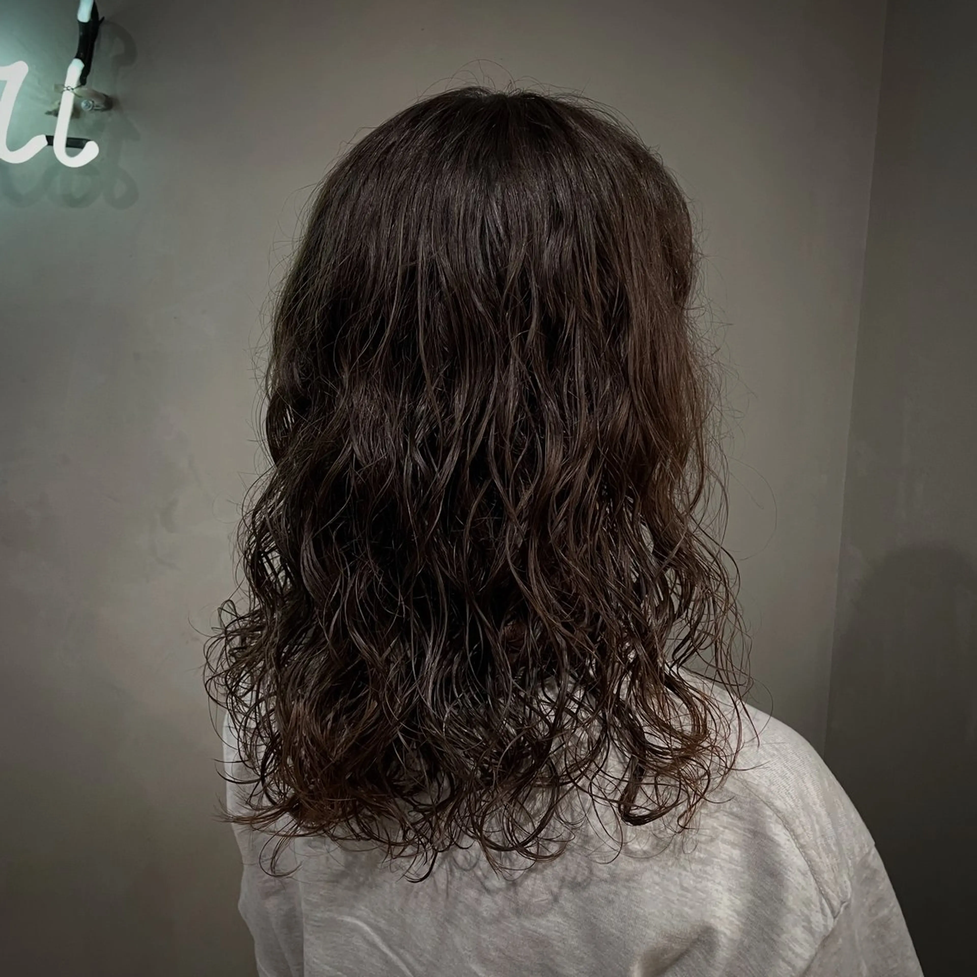 ミディアム パーマ パーマ トリートメント Ameri 新宿所属・𓆩︎🩸個性カラー SAKÜRA𓆪⋆˚のヘアスタイル