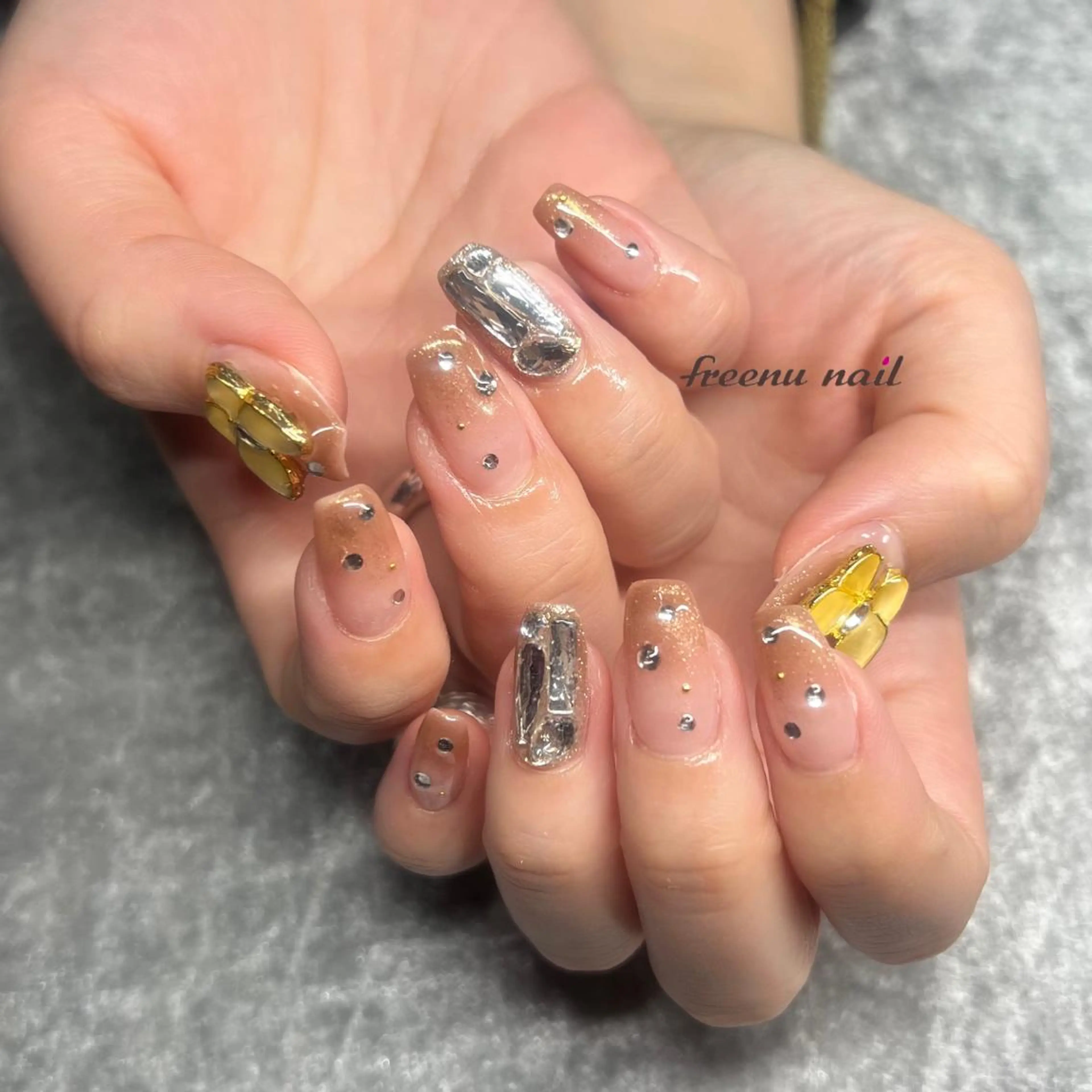 ネイル freenu nail【24H】のネイルデザイン