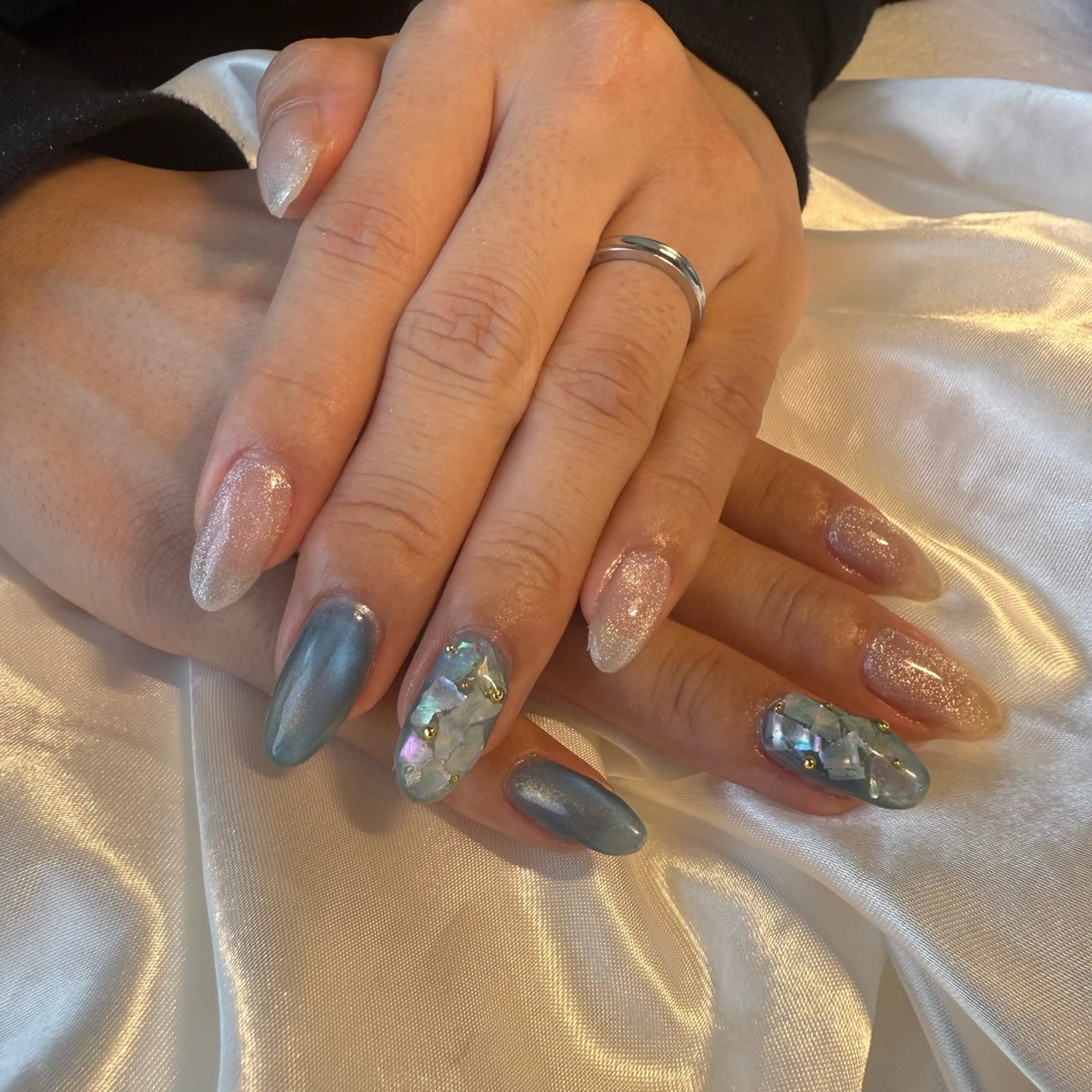 ネイル ブルー マグネットネイル bylily yuriのネイルデザイン