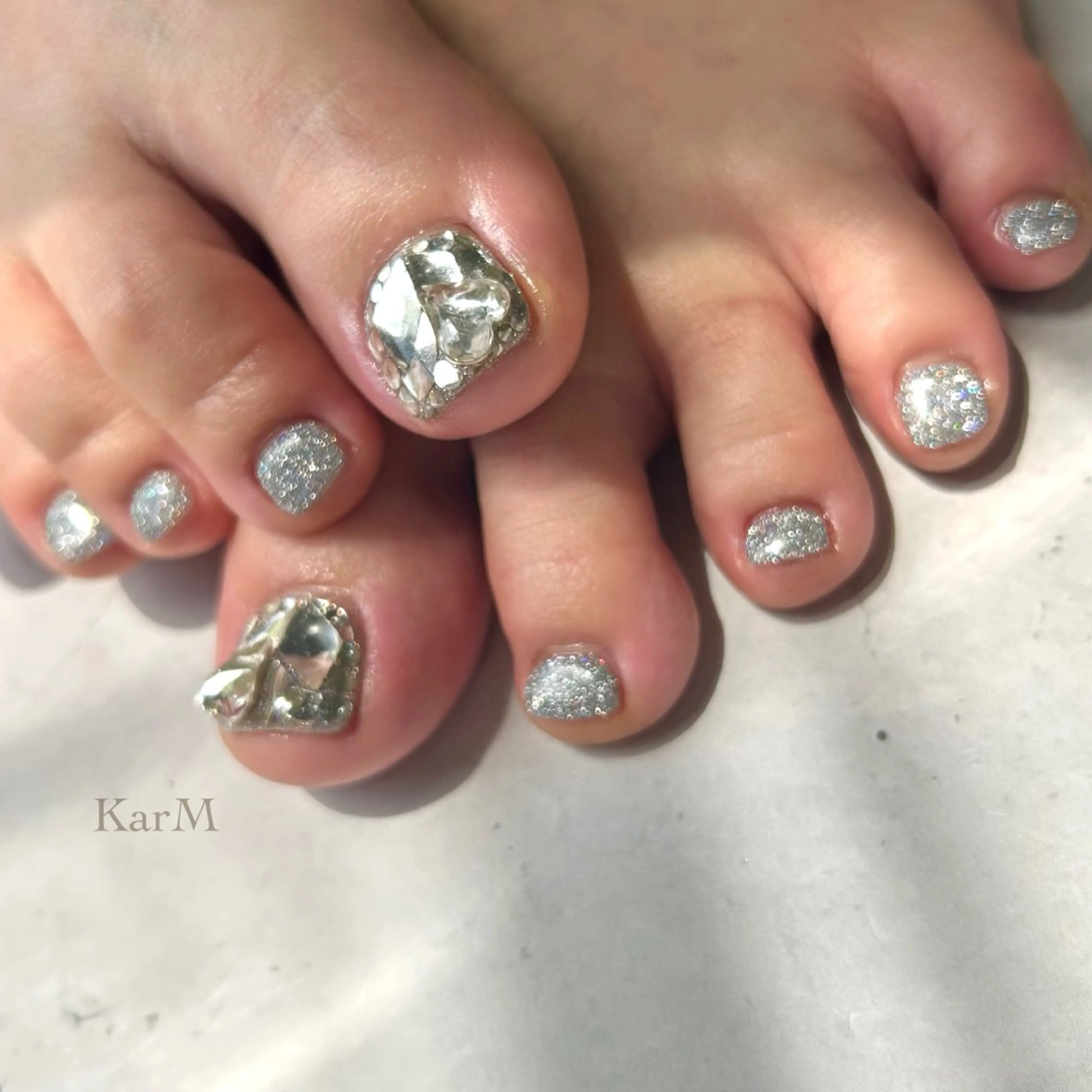 ネイル オーロラネイル チークネイル フラッシュネイル フレンチネイル グラデーション フットネイル ogino karinのネイルデザイン