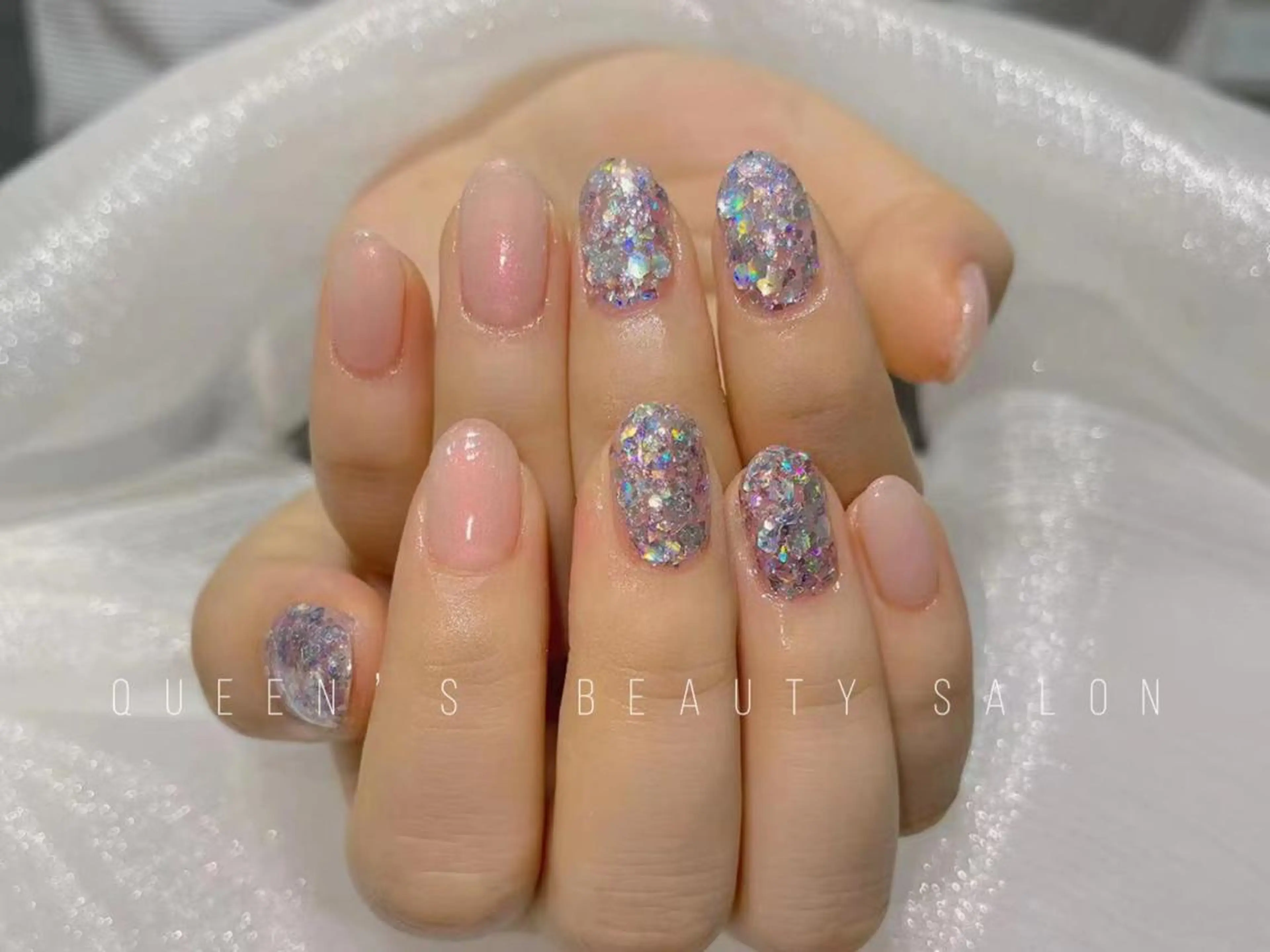 ネイル ハンドネイル Queens momoのネイルデザイン