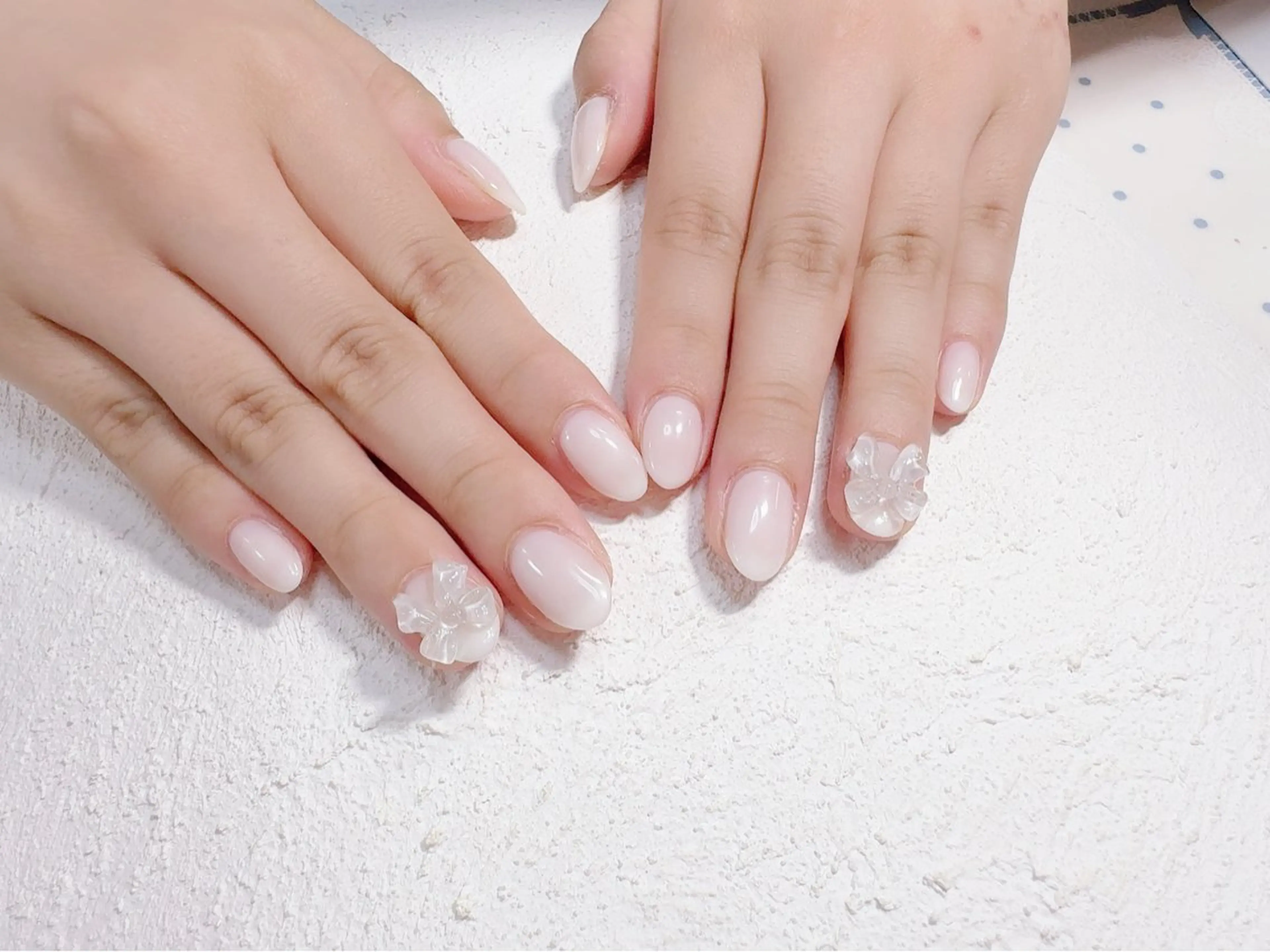 ネイル ジェルネイル Regaro i.sのネイルデザイン