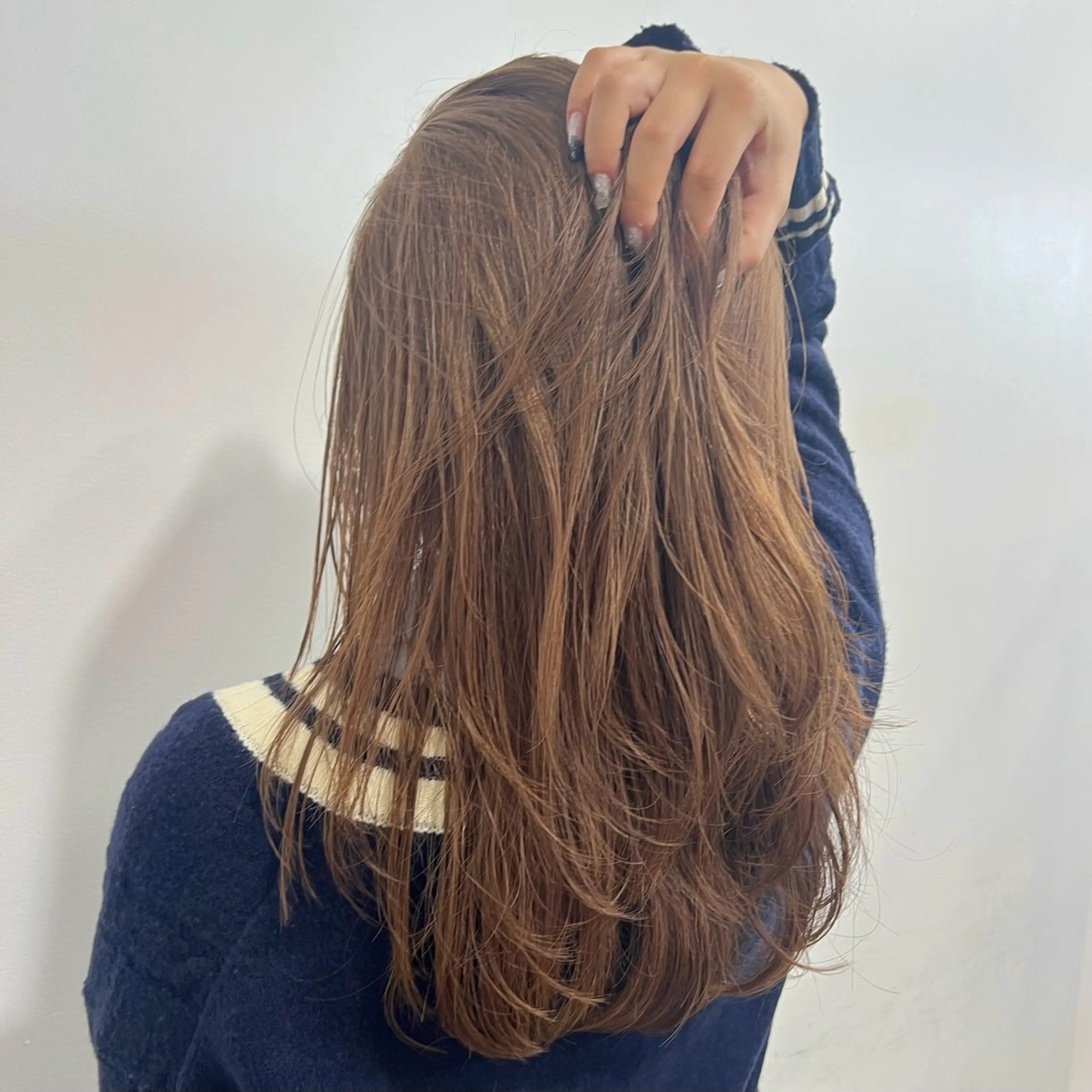 カラー ブラウンカラー ショコラブラウン カット トリートメント 🌼動き×透明感🩵 ハイトーン/ナナのヘアスタイル