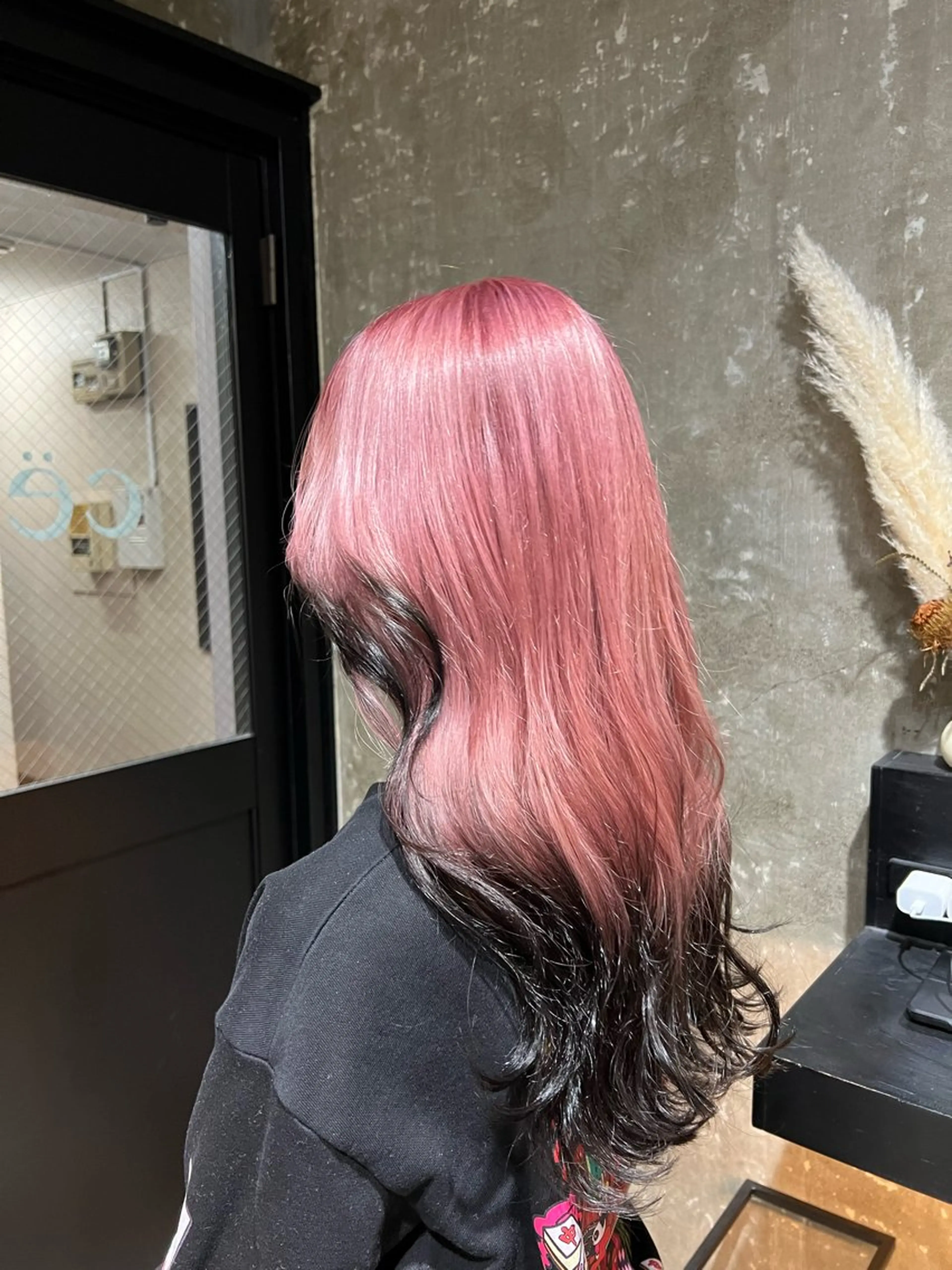 カラー デザインカラー 久永 菫のヘアスタイル