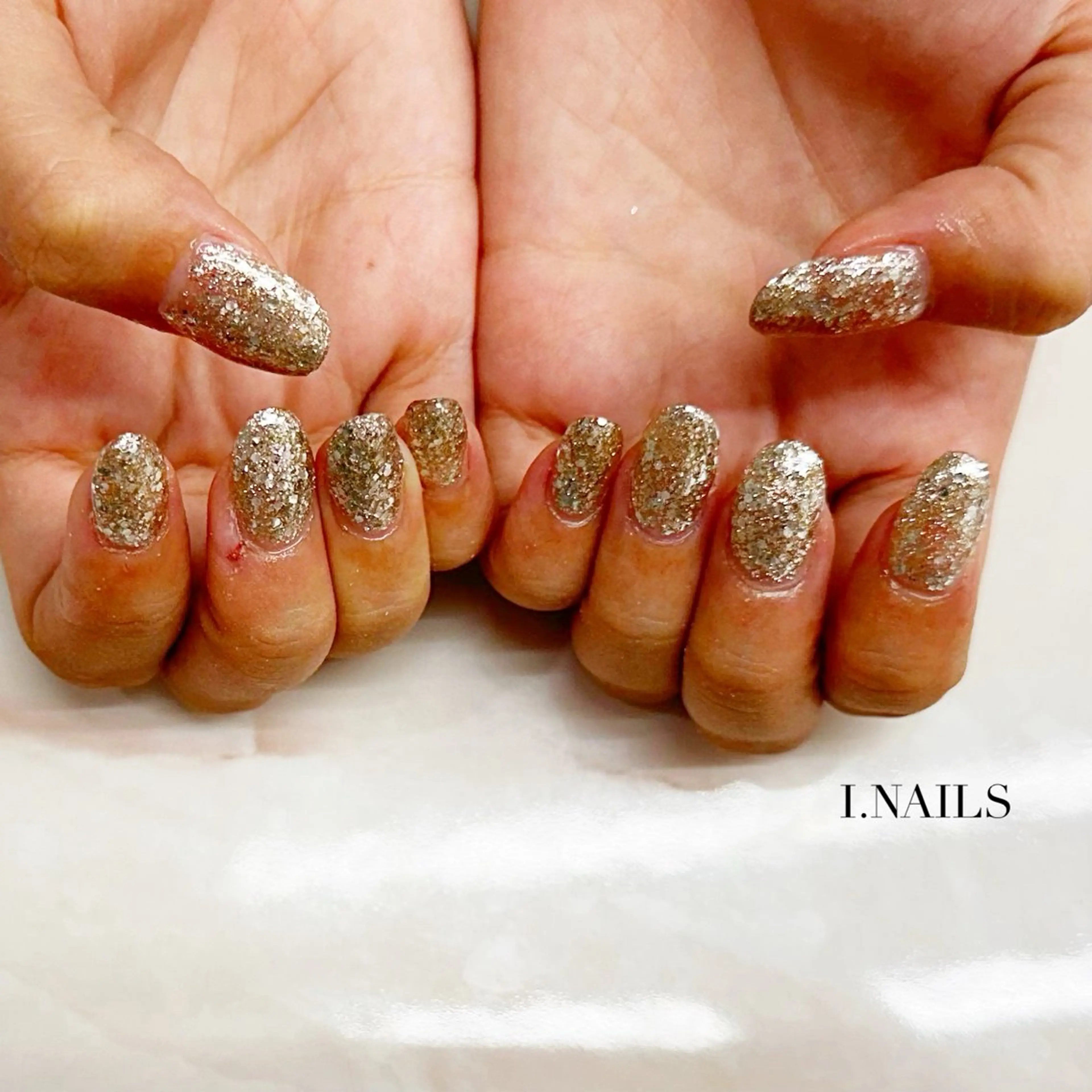 ネイル アイネイルズ所属・早川 梓のネイルデザイン