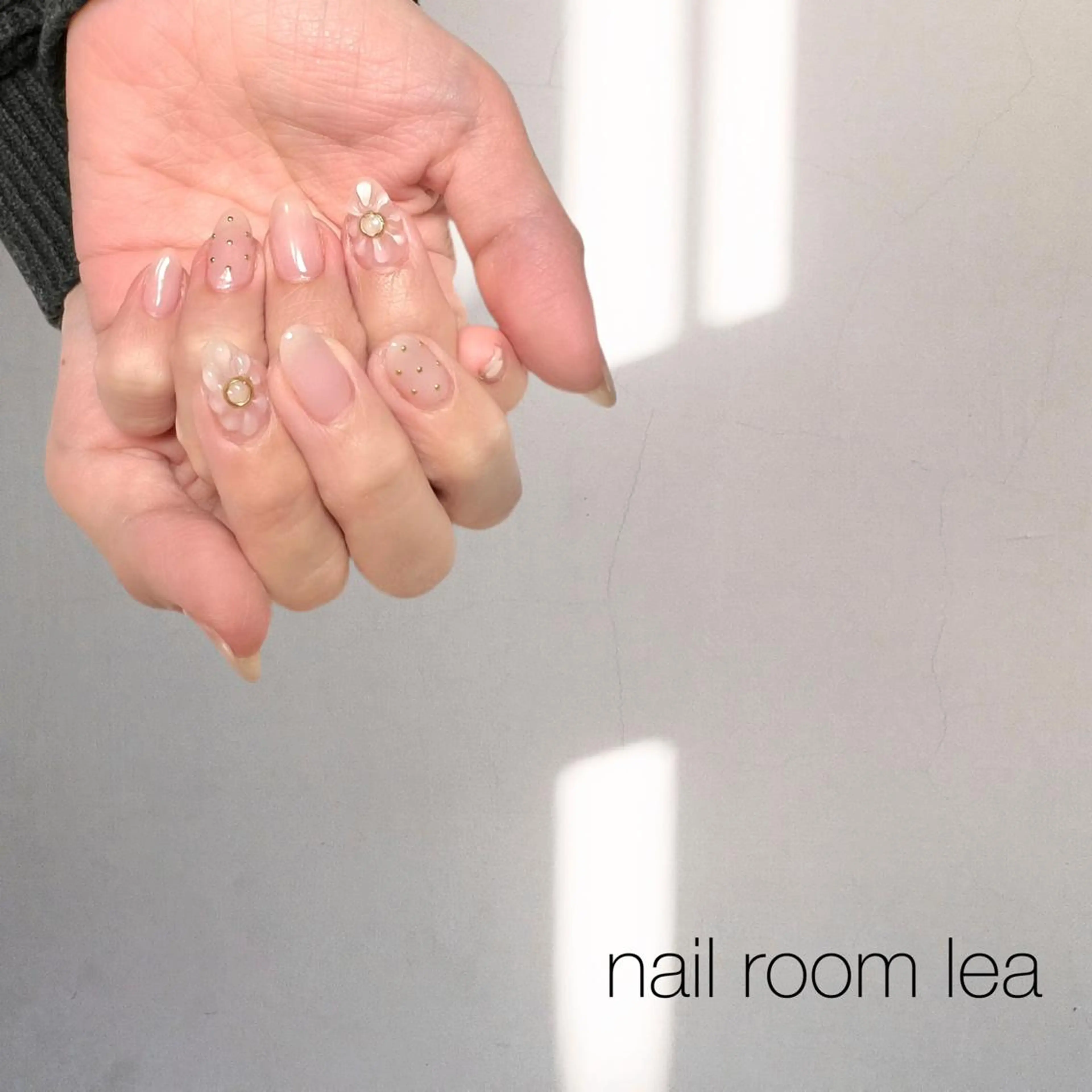 ネイル ハンドネイル ハンドケア nailroom leaのネイルデザイン