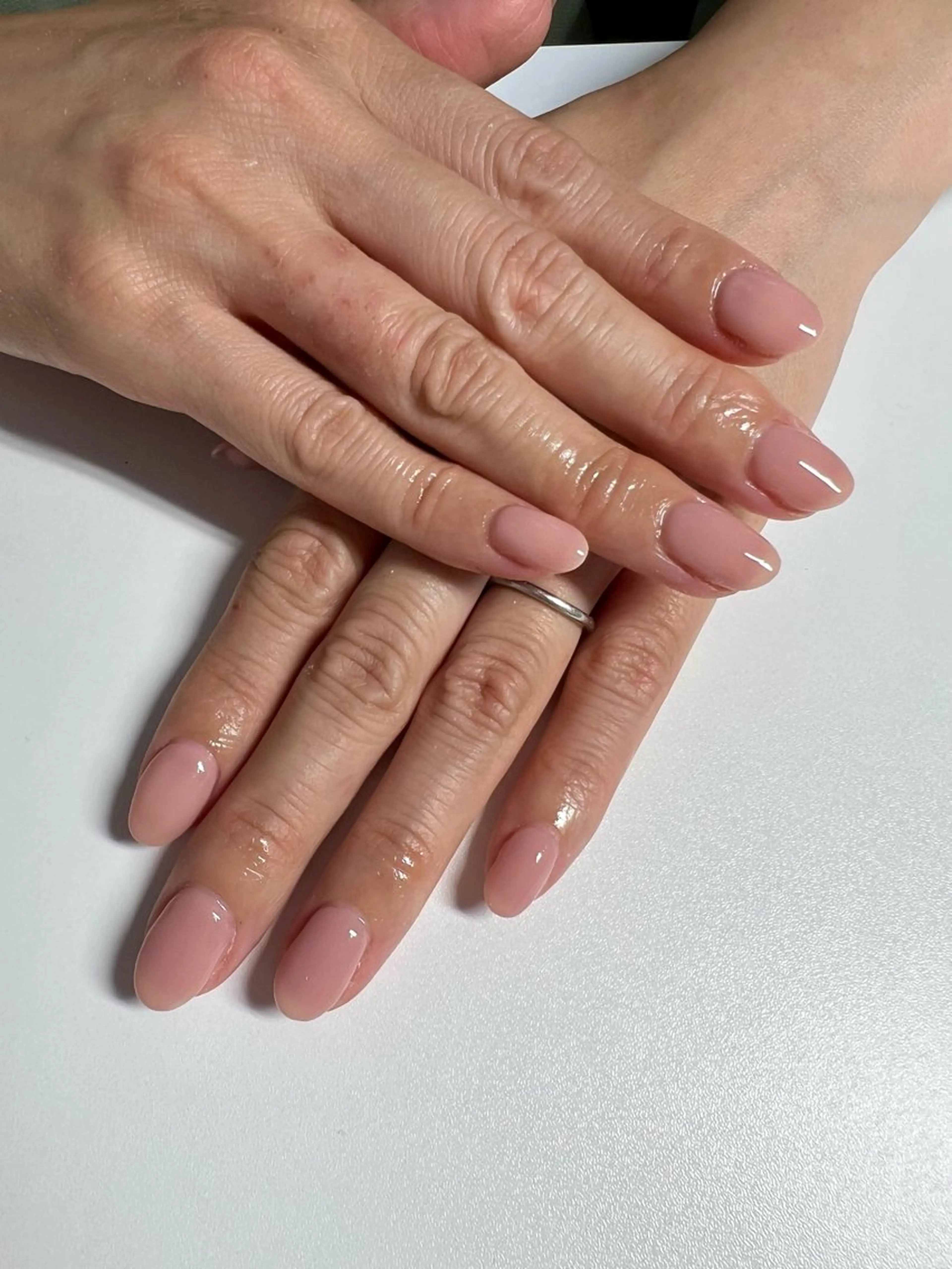 ネイル ピンク ピンクベージュ ハンドネイル Keytos所属・小池 奈央のネイルデザイン