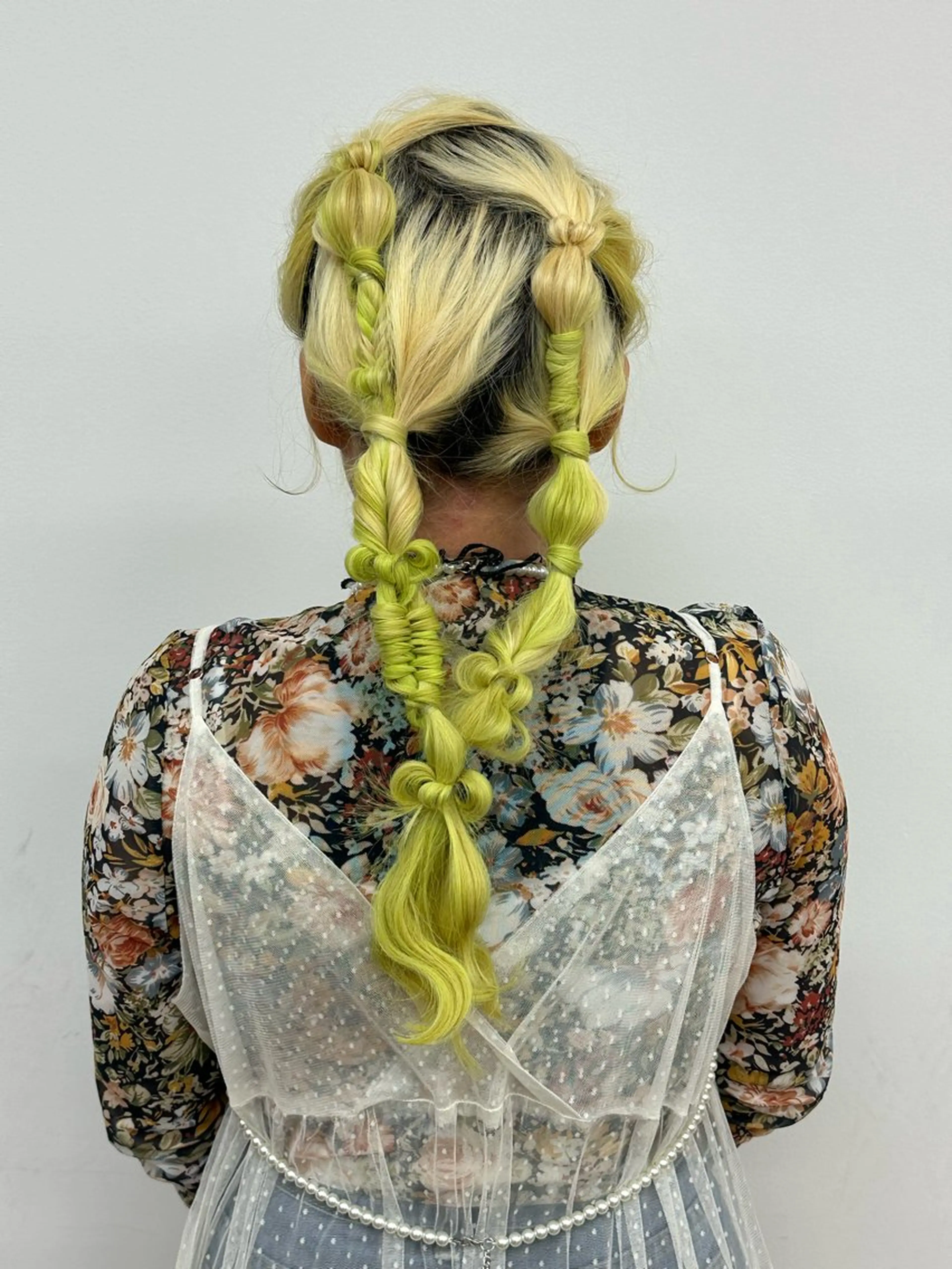 ロング ヘアアレンジ ヘアセット rebloom所属・山之内匠/艶カラー/ ハイトーン/ブリーチのヘアスタイル