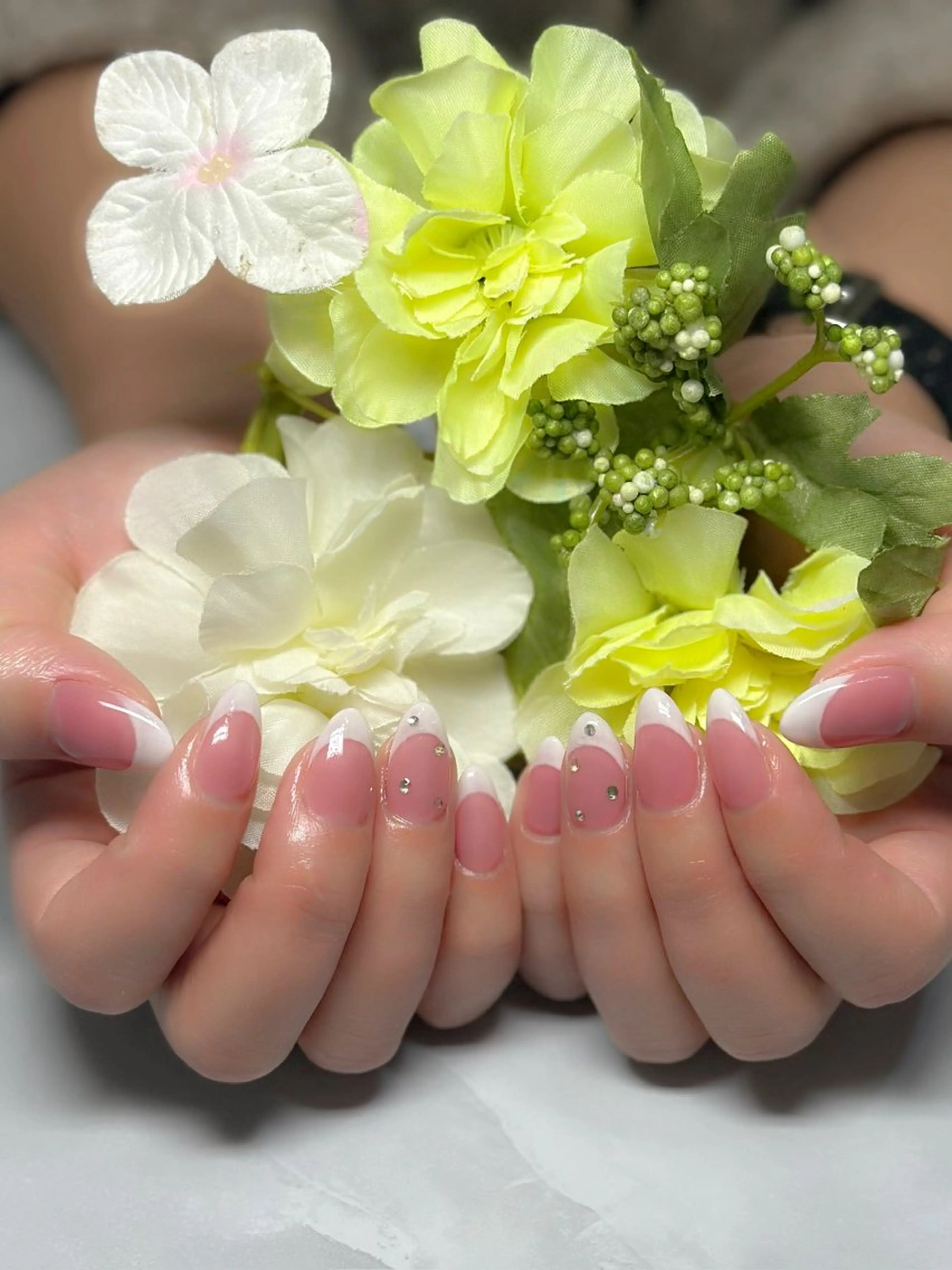 ネイル フレンチネイル ワンカラーネイル ストーンネイル ｎｙａｓｕ ｎａｉｌのネイルデザイン