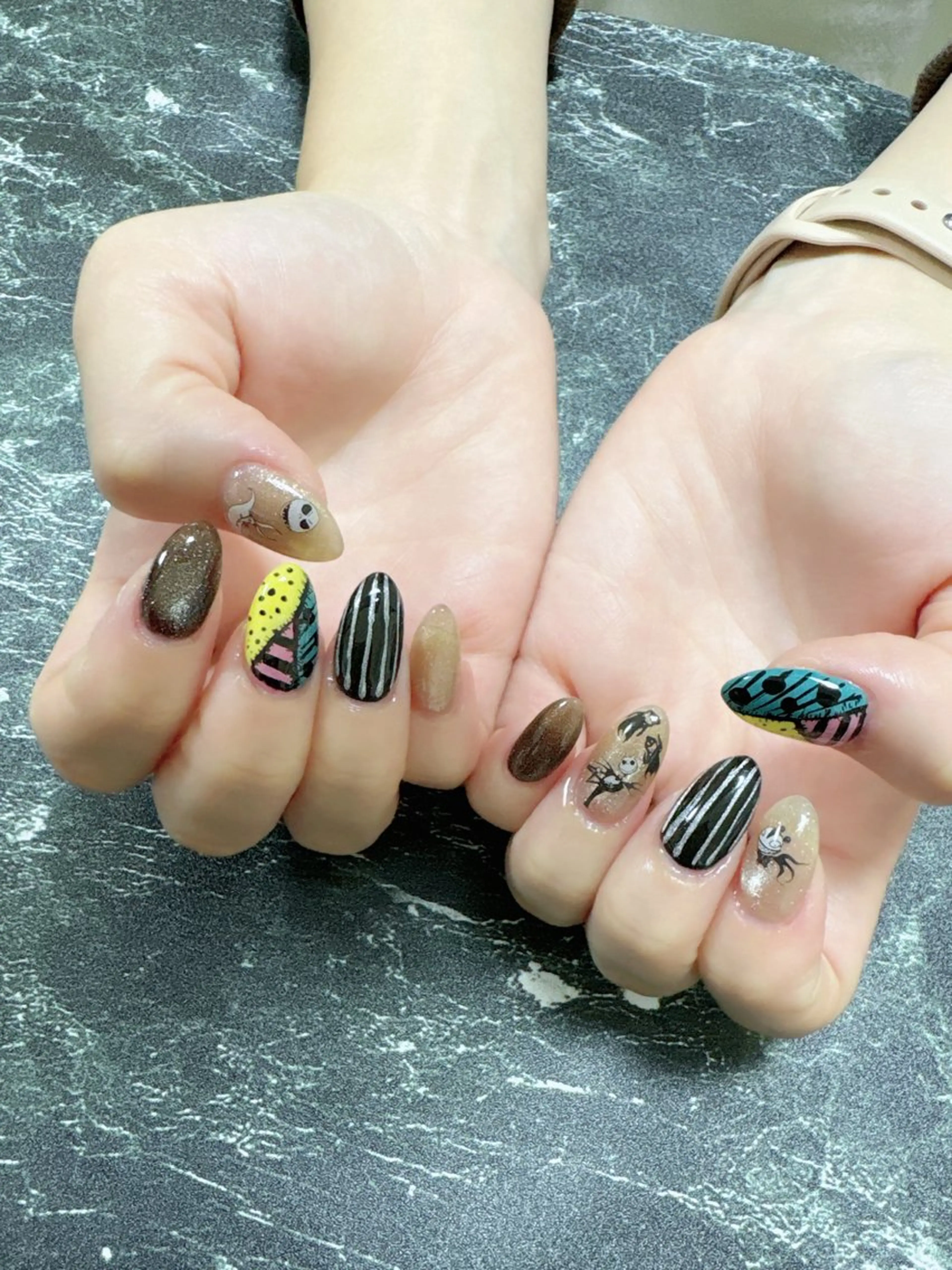 ネイル ハンドネイル 💅ネイルハウス🏡 🎀TOMO🎀のネイルデザイン