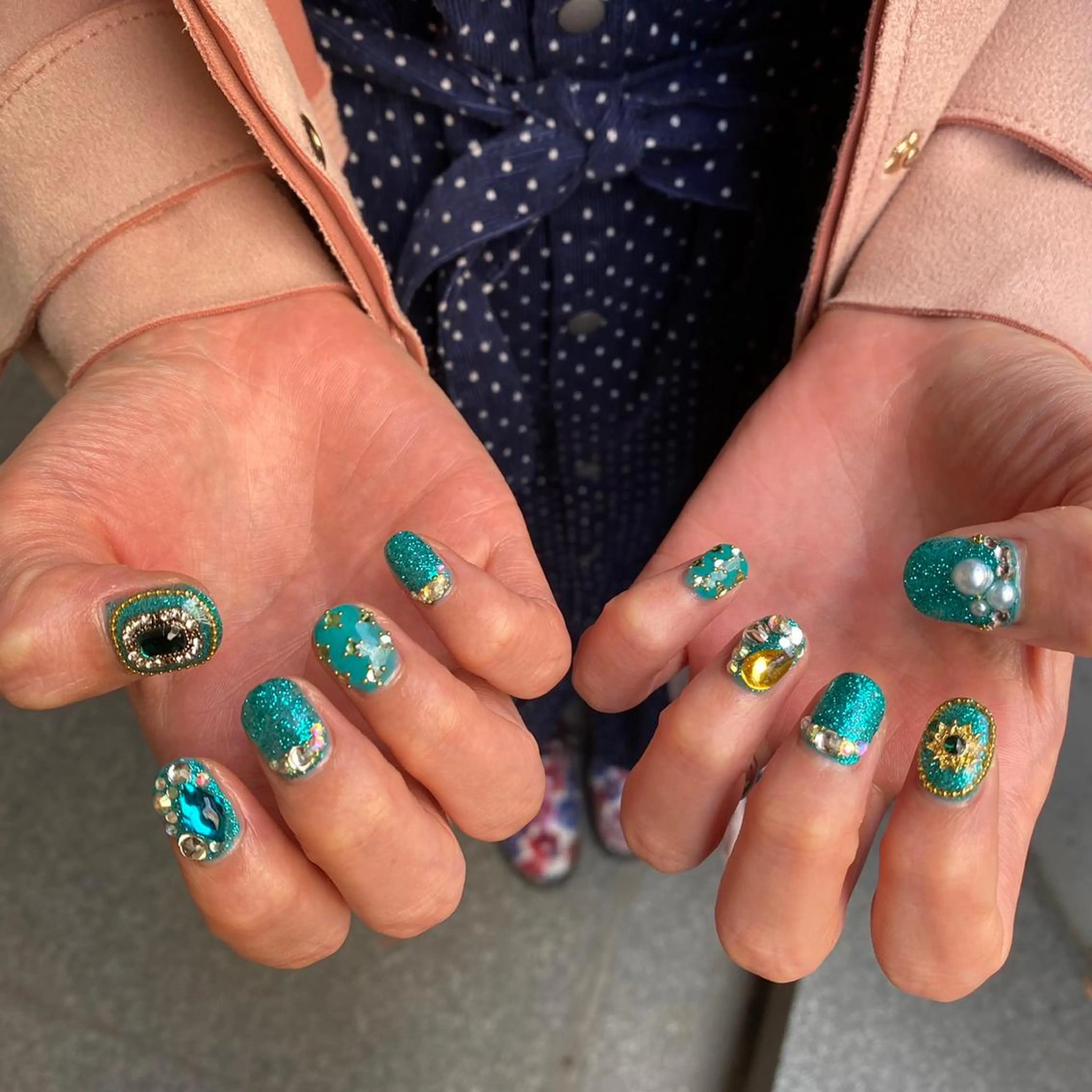 ネイル ハンドネイル NAIL Salon IP所属・長谷川 奈緒美のネイルデザイン