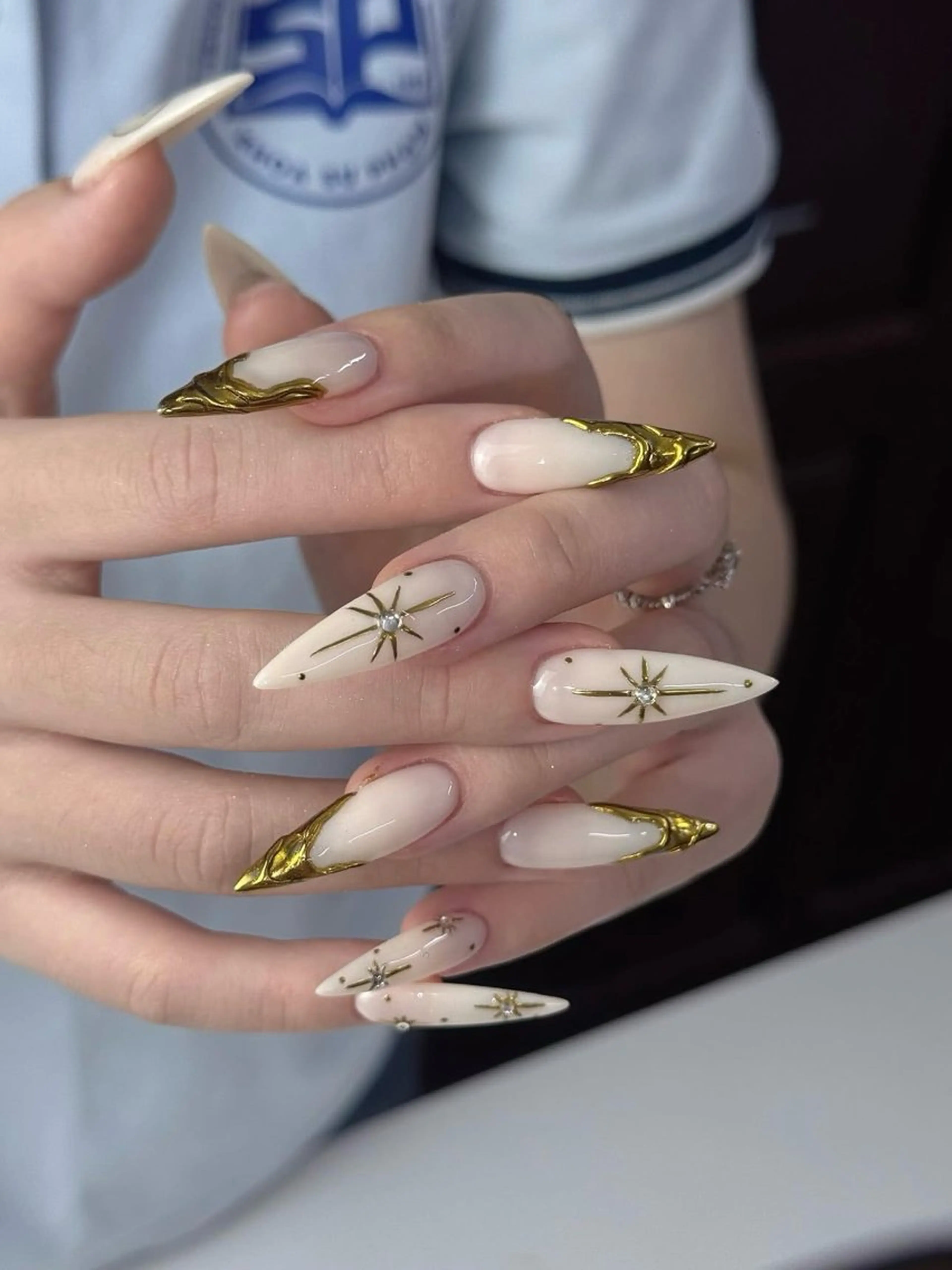 ネイル アートネイル オーロラネイル ブルー チークネイル フットネイル ハンドネイル NAILS168 新大久保店のネイルデザイン