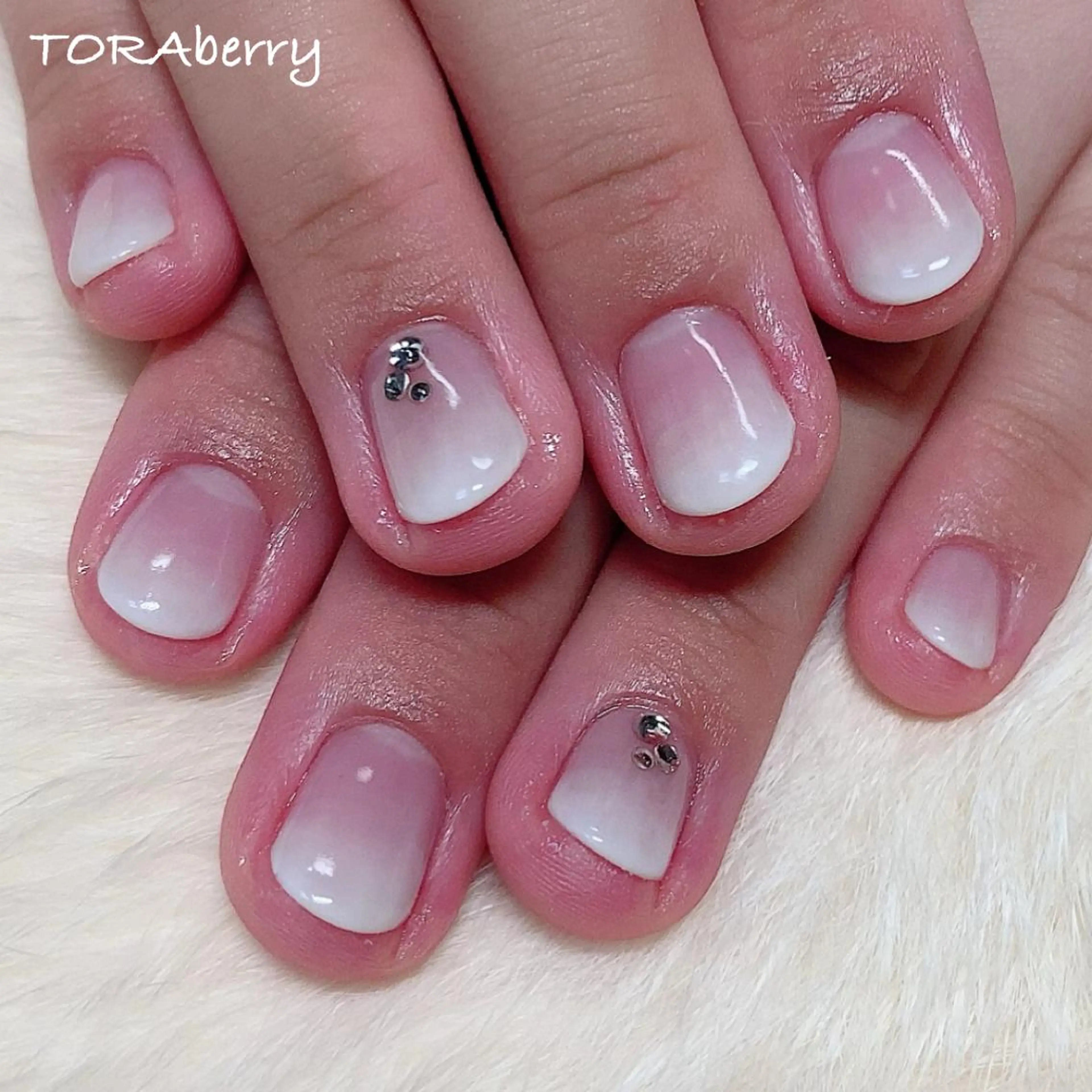 ネイル グラデーション ハンドネイル ネイリスト なつみのネイルデザイン