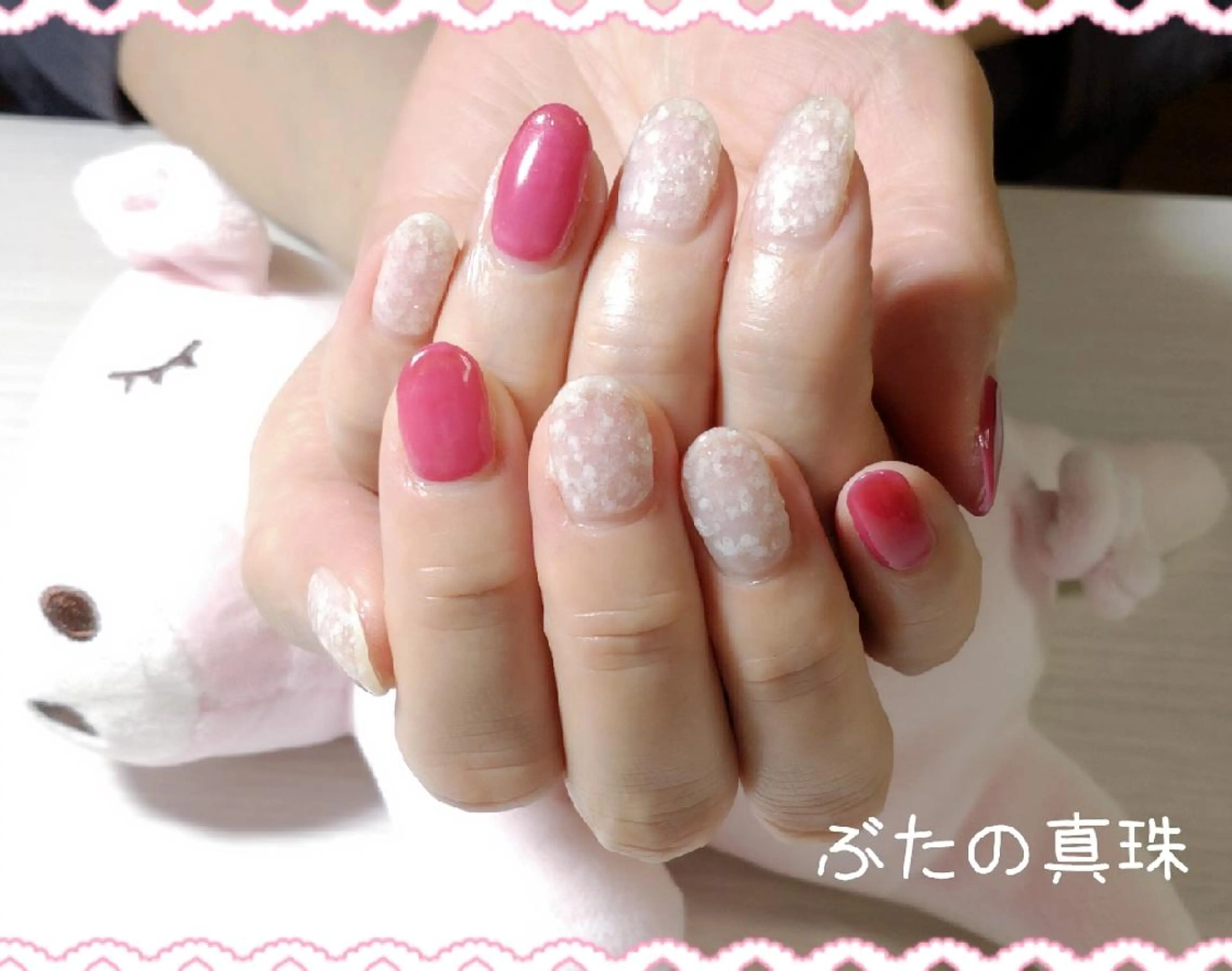 ネイル ボルドー ワンカラーネイル ホワイト ハンドネイル 林 珠里のネイルデザイン