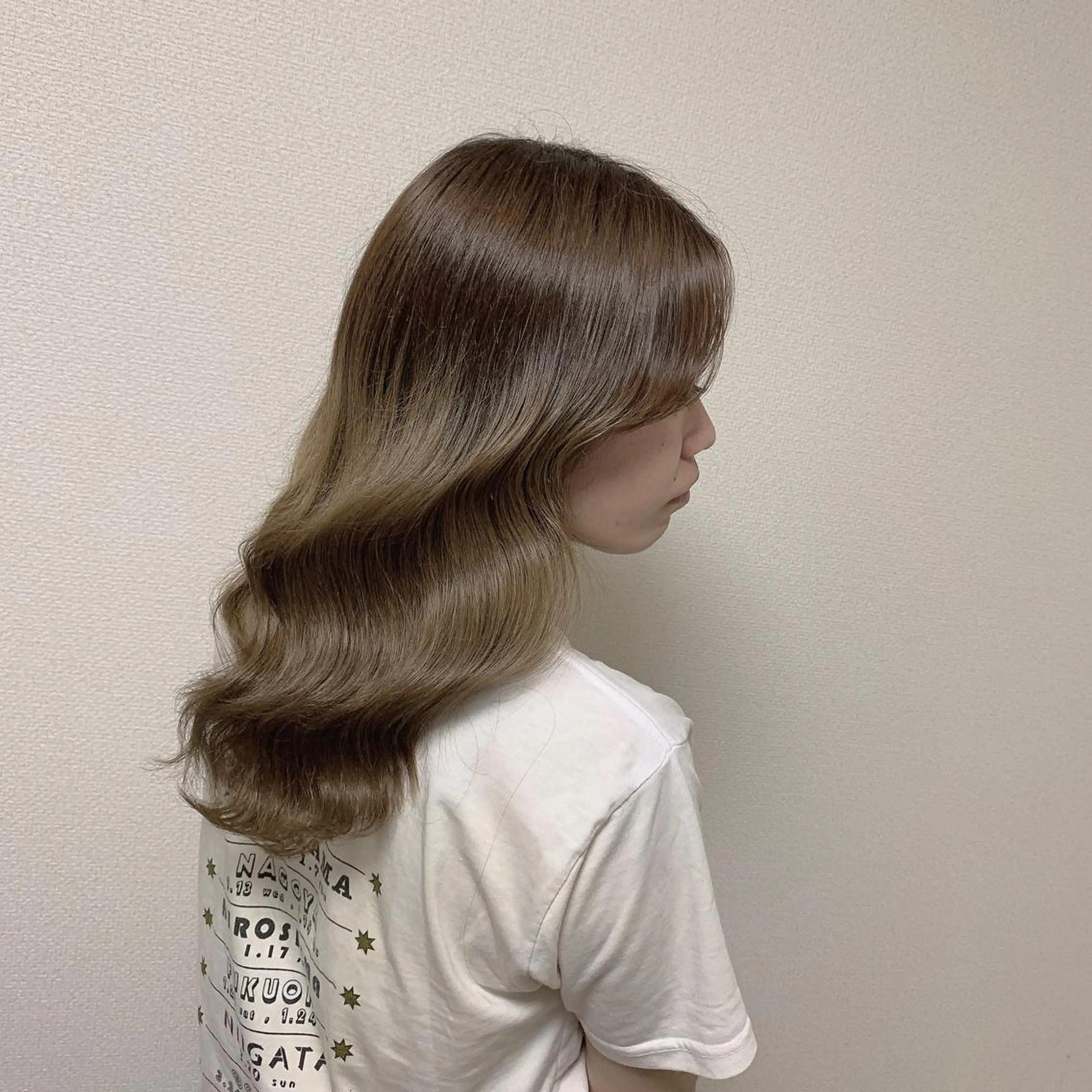 セミロング カラー 縮毛矯正×韓国ヘア ×髪質改善×レイヤーのヘアスタイル