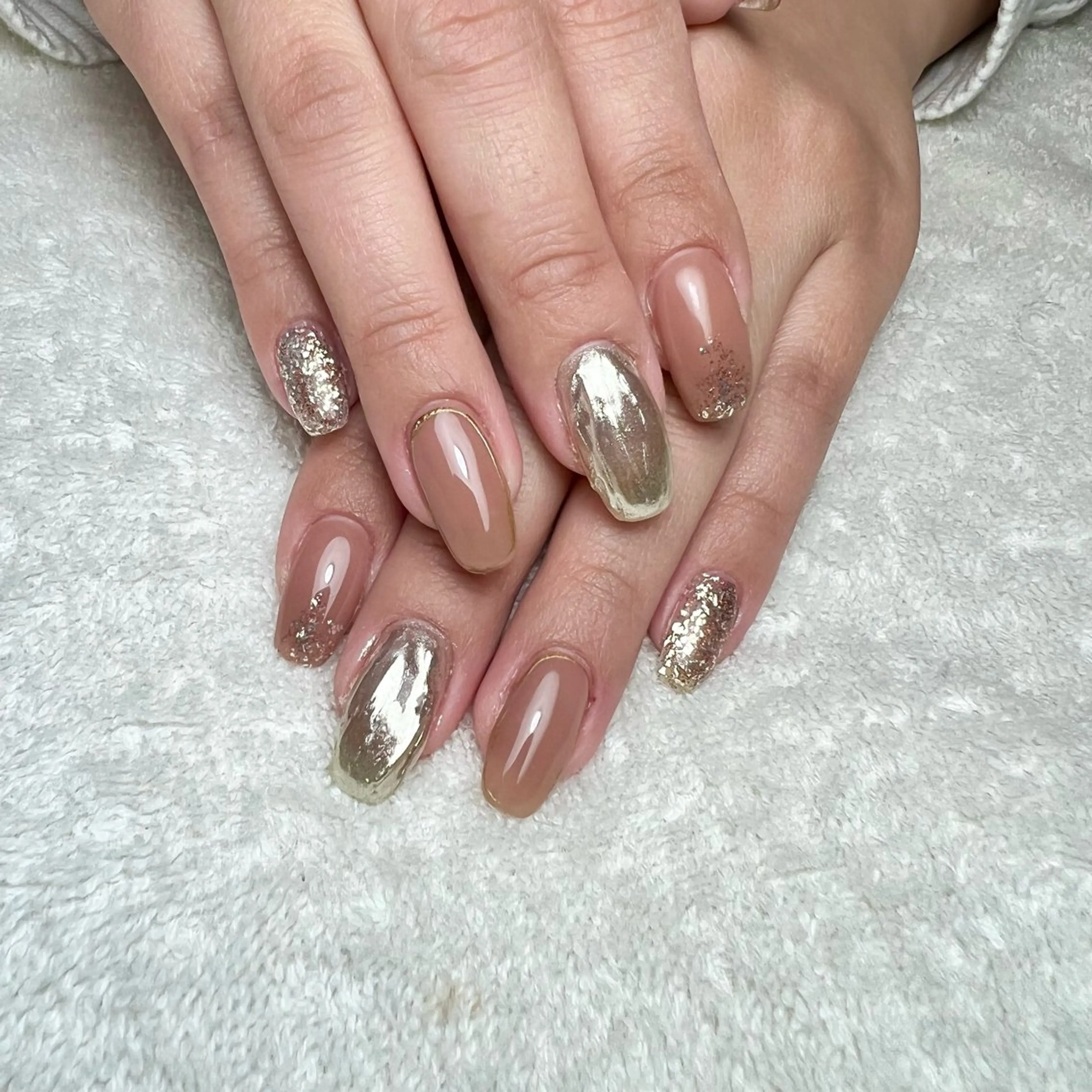 ネイル ミラーネイル シンプルネイル COCO+所属・COCO +のエステ・リラクイメージ