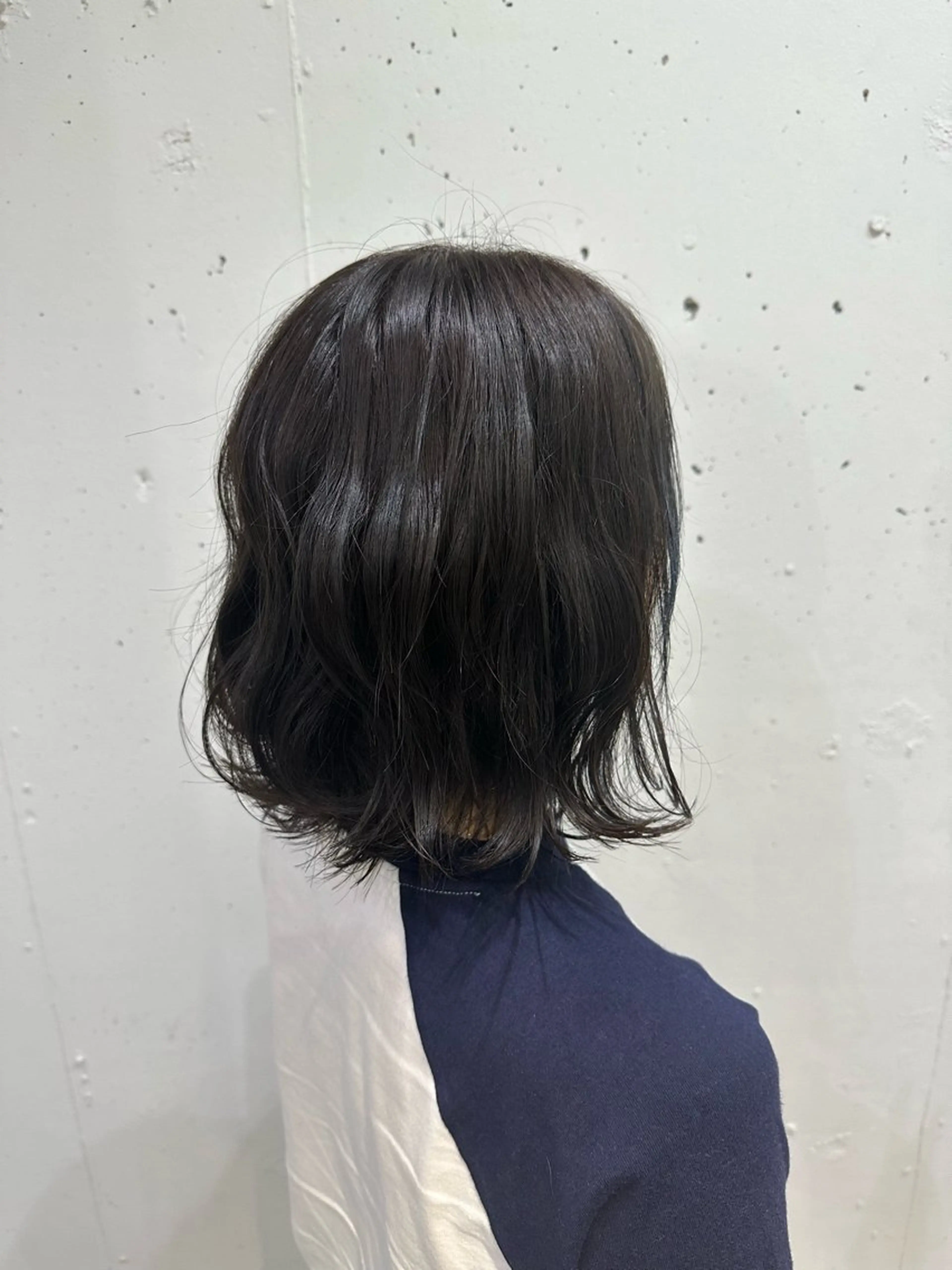 カラー アッシュ アッシュグレー アッシュグレージュ グレージュ kii所属・サエキ ルイのヘアスタイル