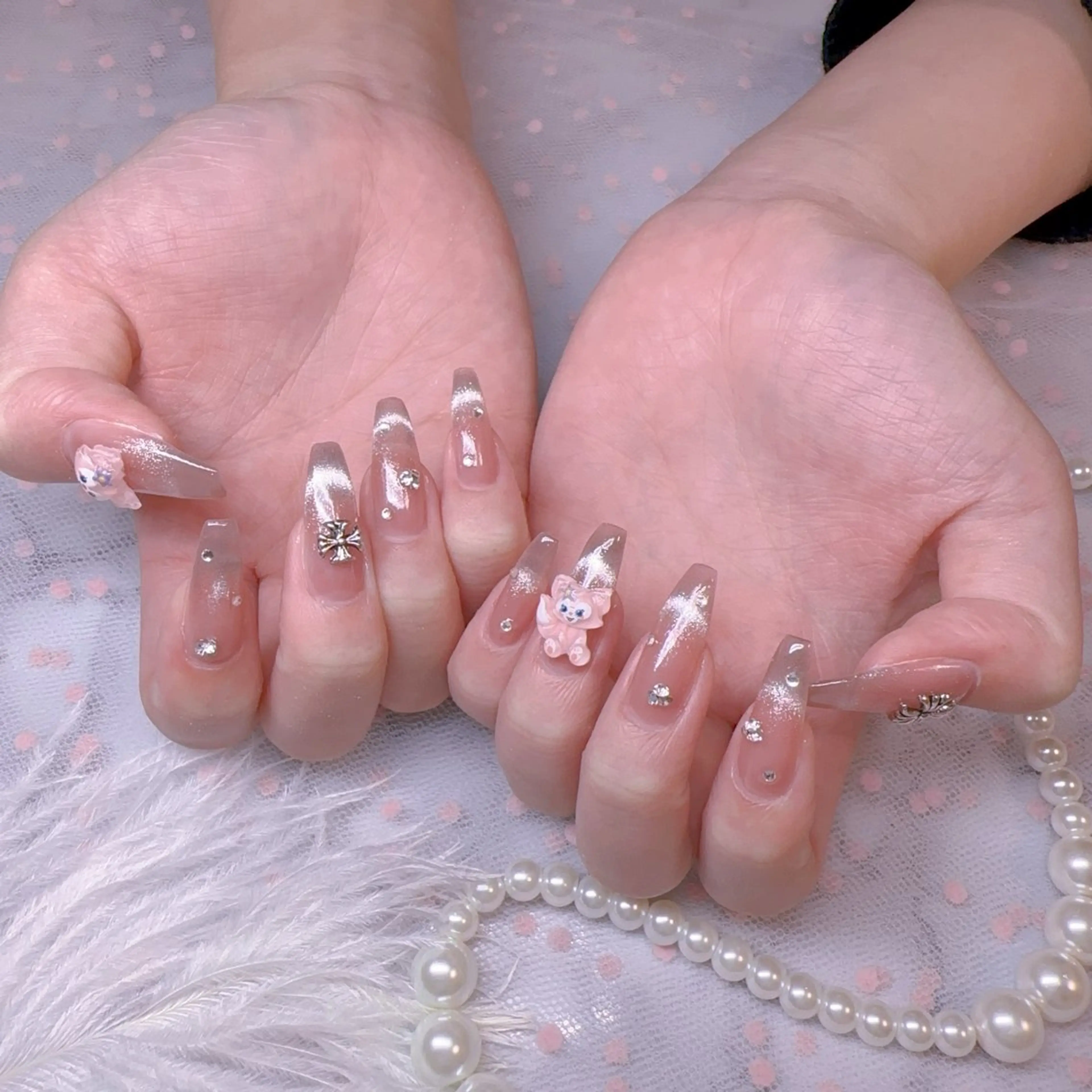 ネイル オーロラネイル フットネイル 韓国ネイル ラメ(グリッター) ラメグラデーション ハンドネイル Belle nail salon 新小岩のネイルデザイン