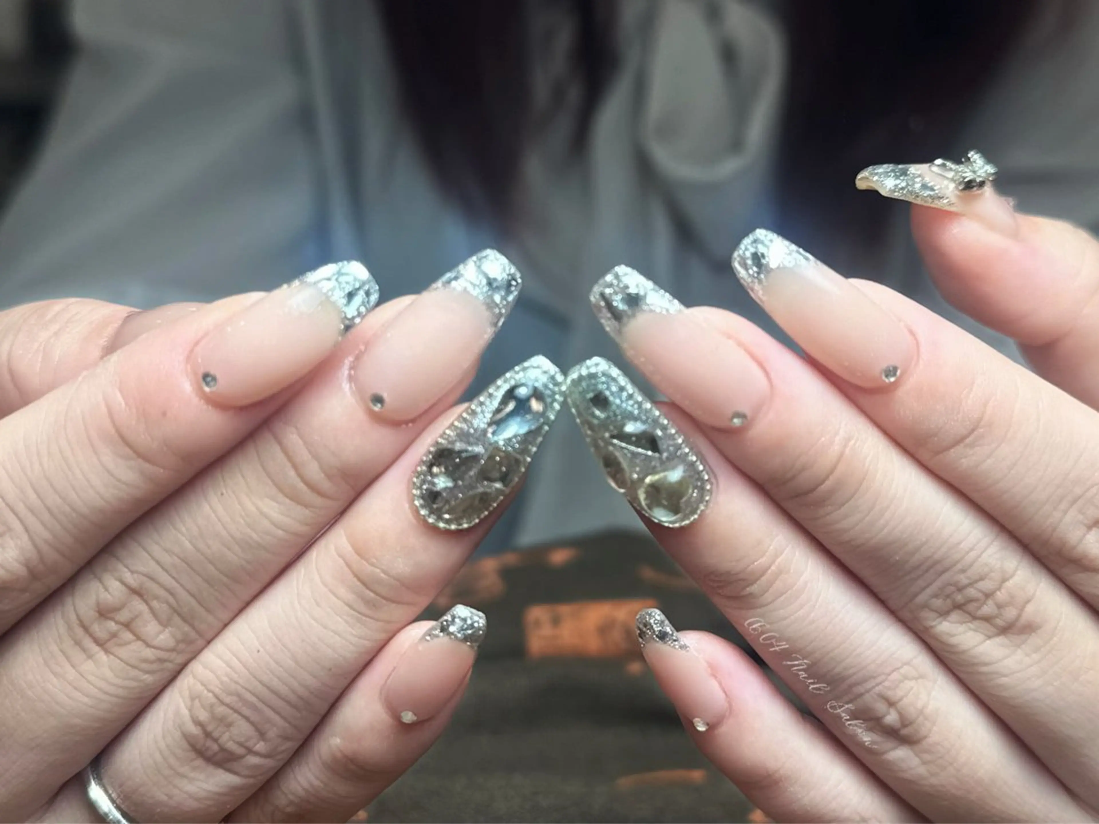 ネイル ishiro 🍂のネイルデザイン