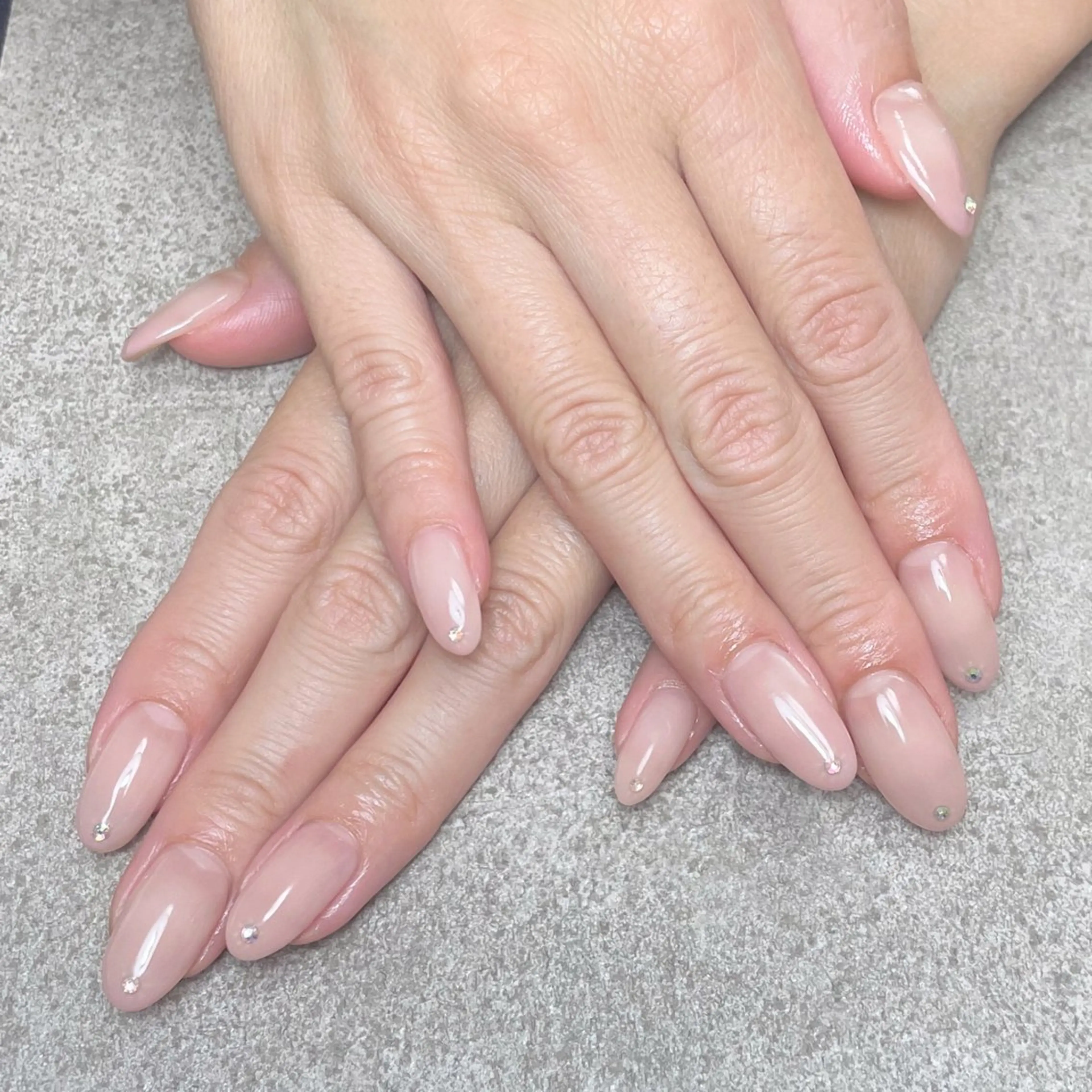 ネイル ハンドネイル nailroom DIASOMNIAのネイルデザイン